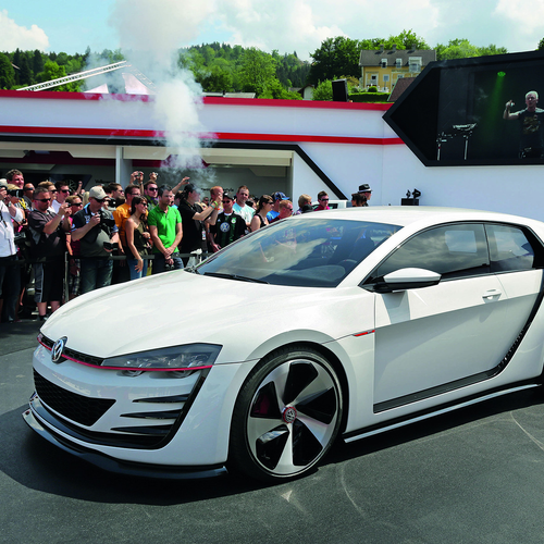 2013 Volkswagen Design Vision GTI Concept Front View