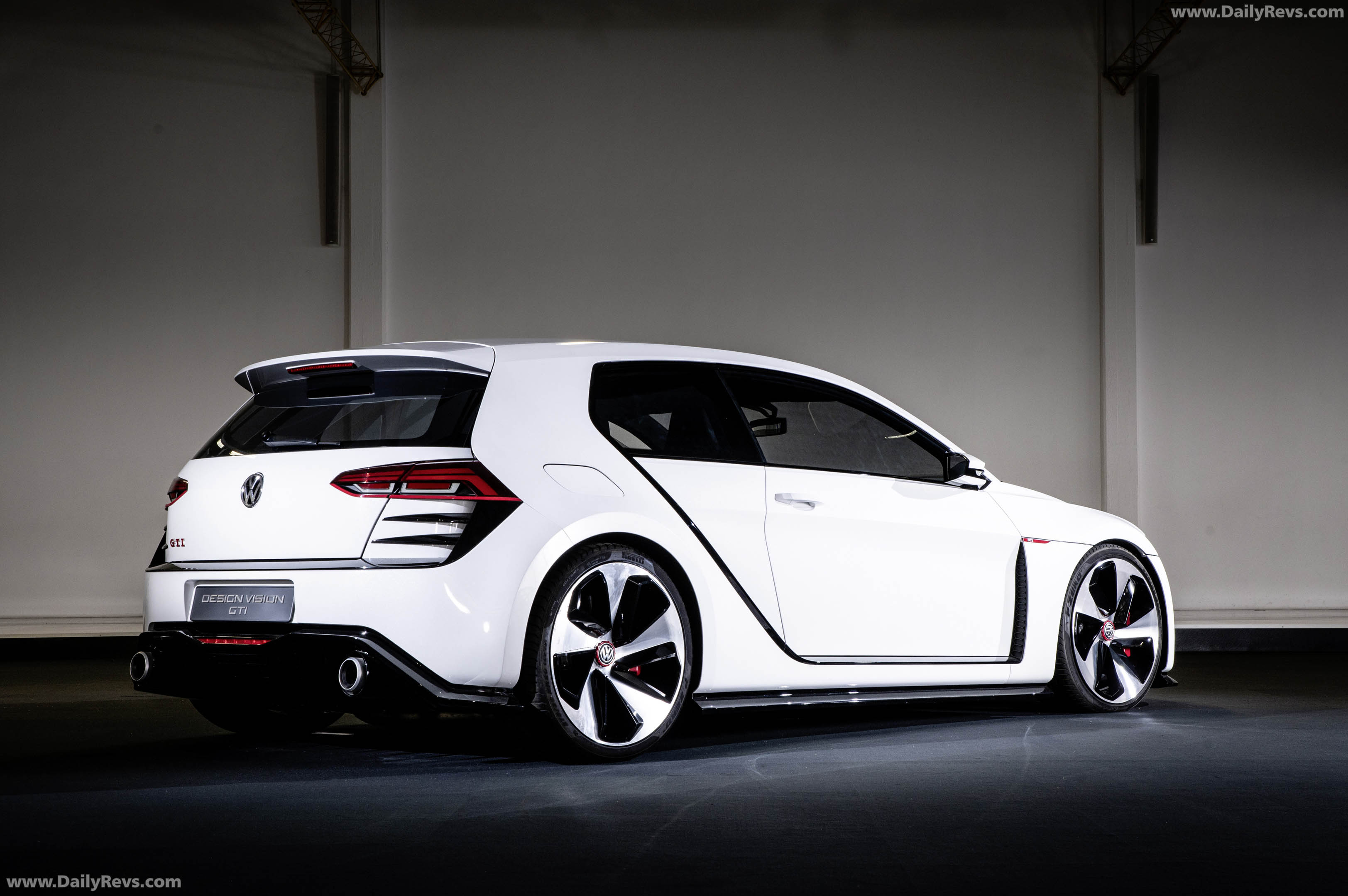 2013 Volkswagen Design Vision GTI Concept Rear View