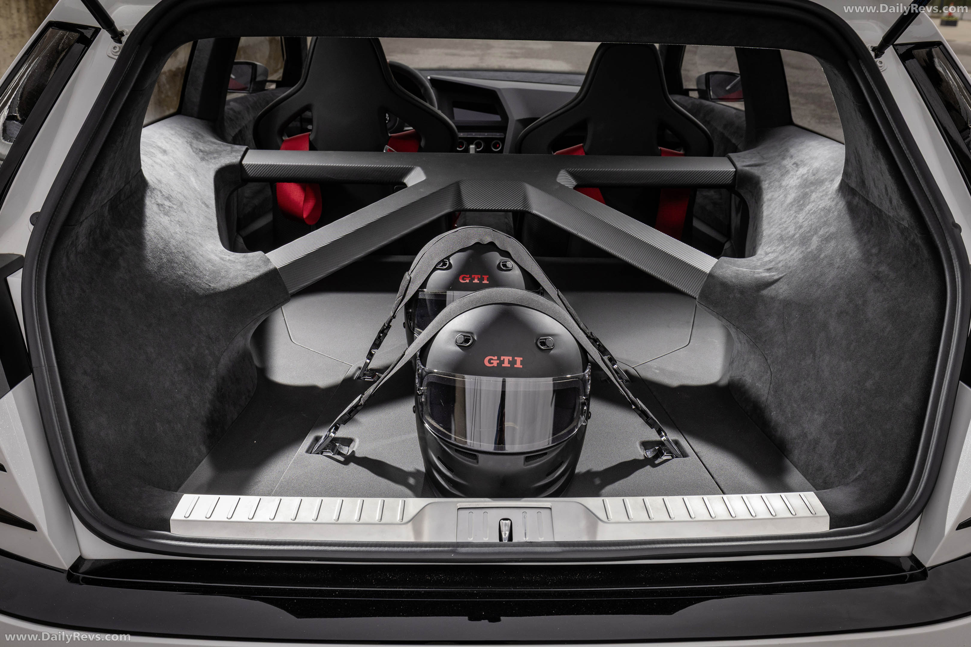 2013 Volkswagen Design Vision GTI Concept Interior