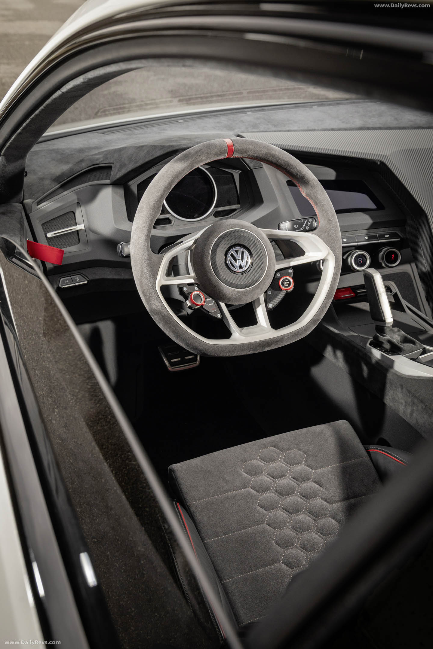 2013 Volkswagen Design Vision GTI Concept Interior