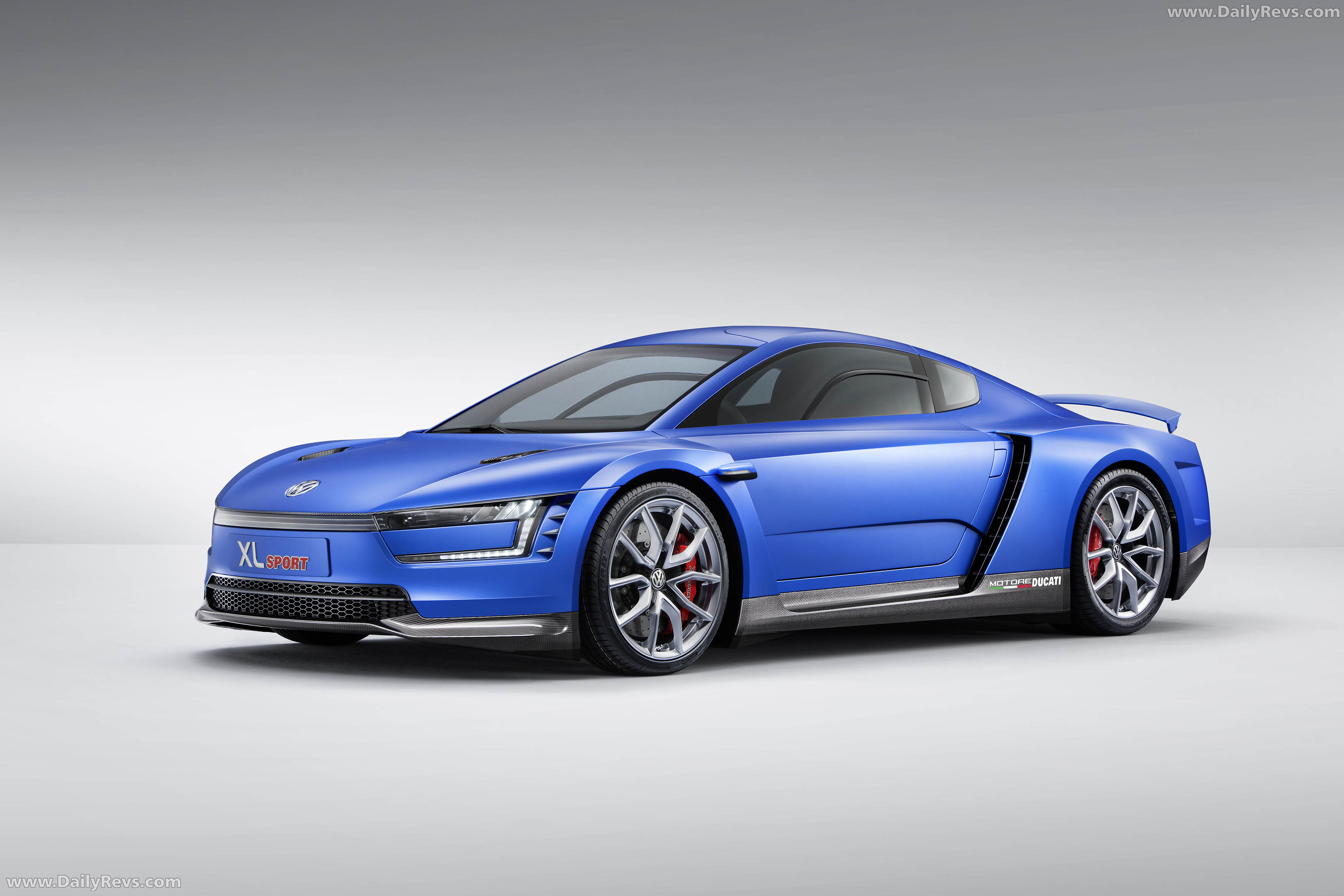 2014 Volkswagen XL Sport Concept Front View