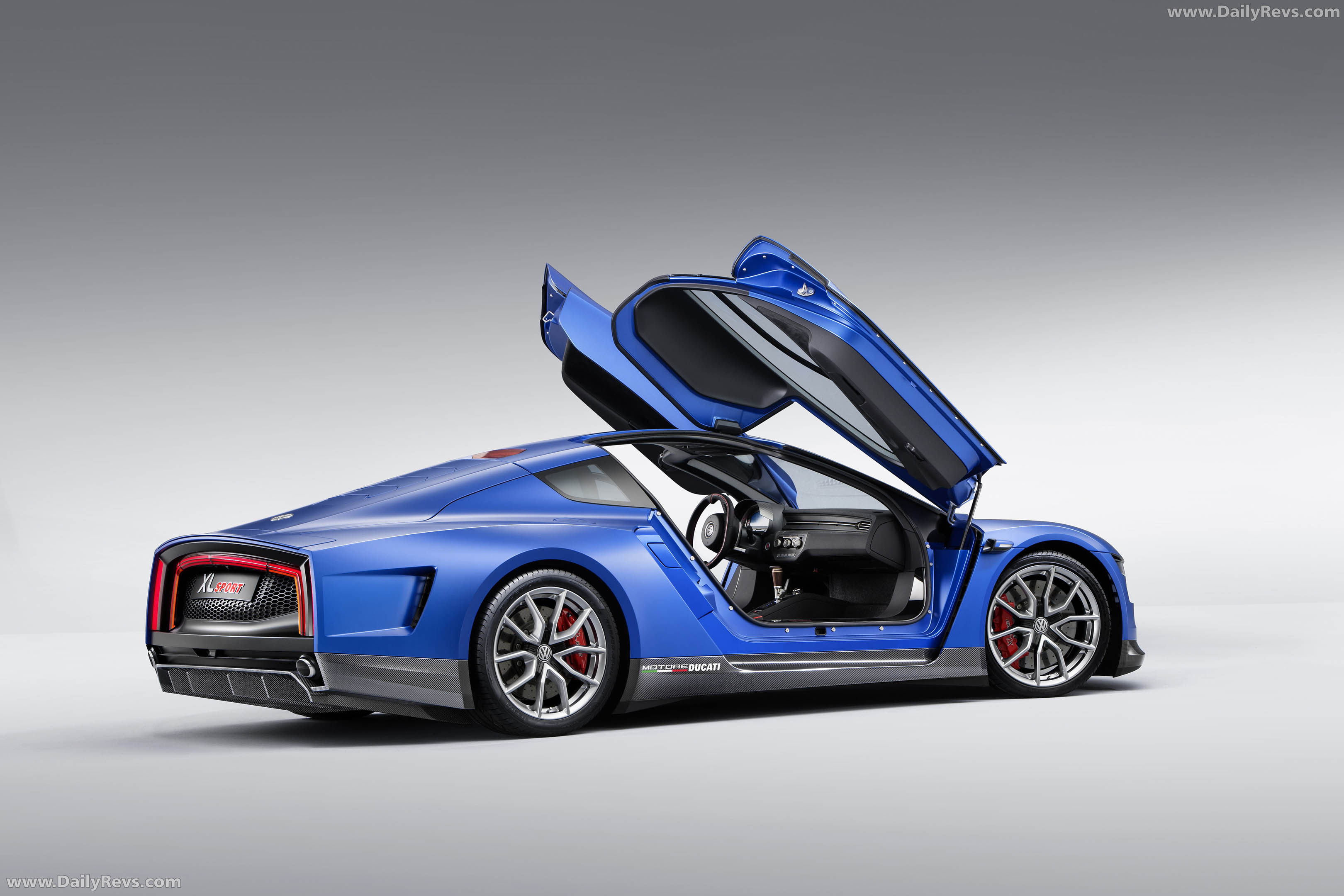 2014 Volkswagen XL Sport Concept Rear View