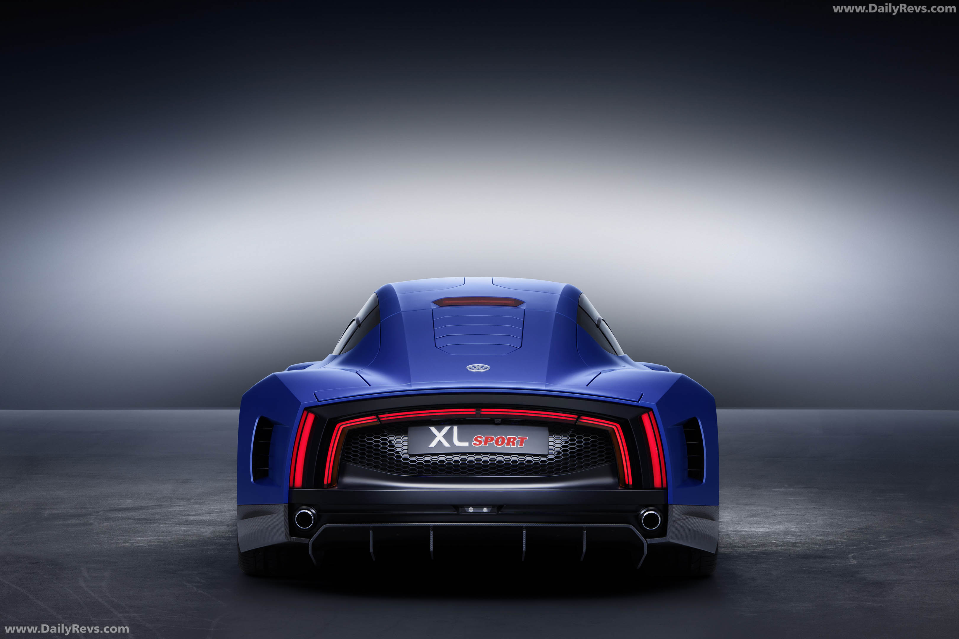 2014 Volkswagen XL Sport Concept Rear View