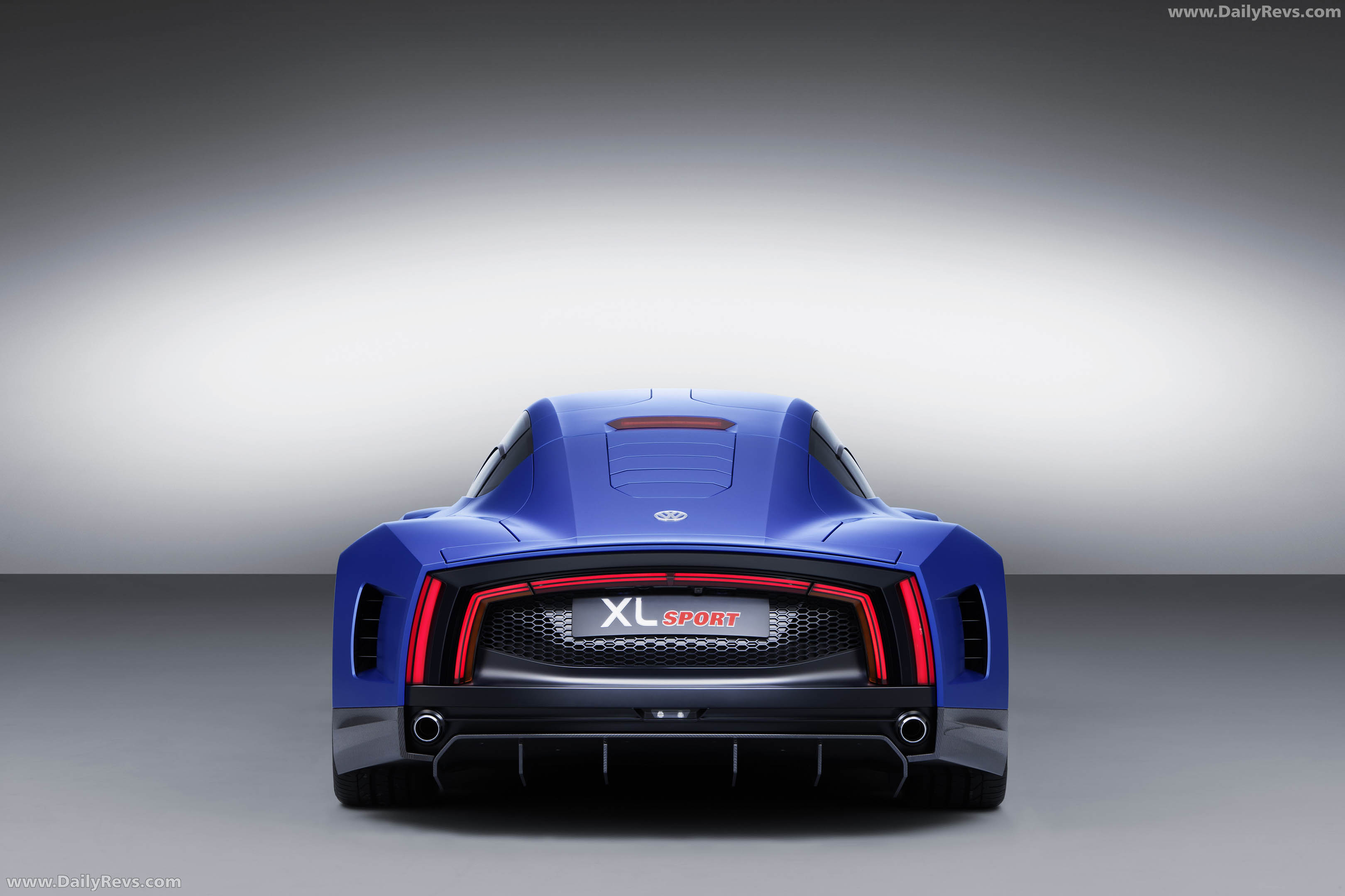 2014 Volkswagen XL Sport Concept Rear View
