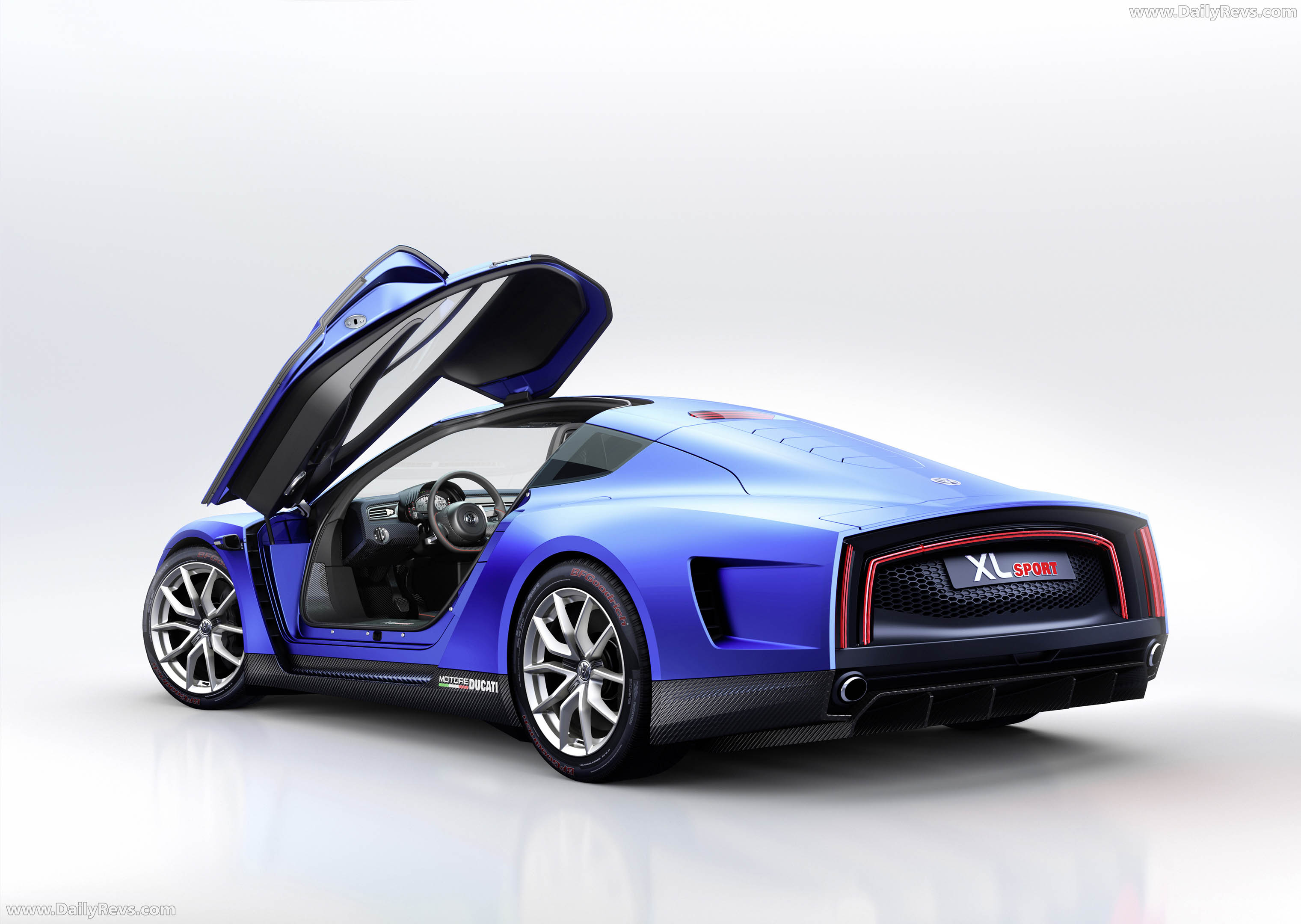 2014 Volkswagen XL Sport Concept Rear View