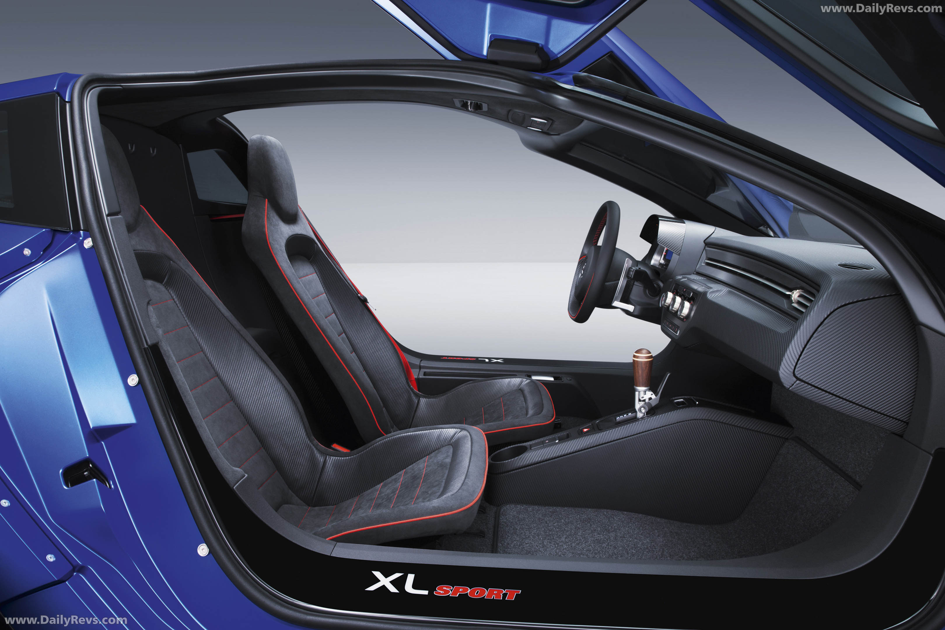 2014 Volkswagen XL Sport Concept Interior
