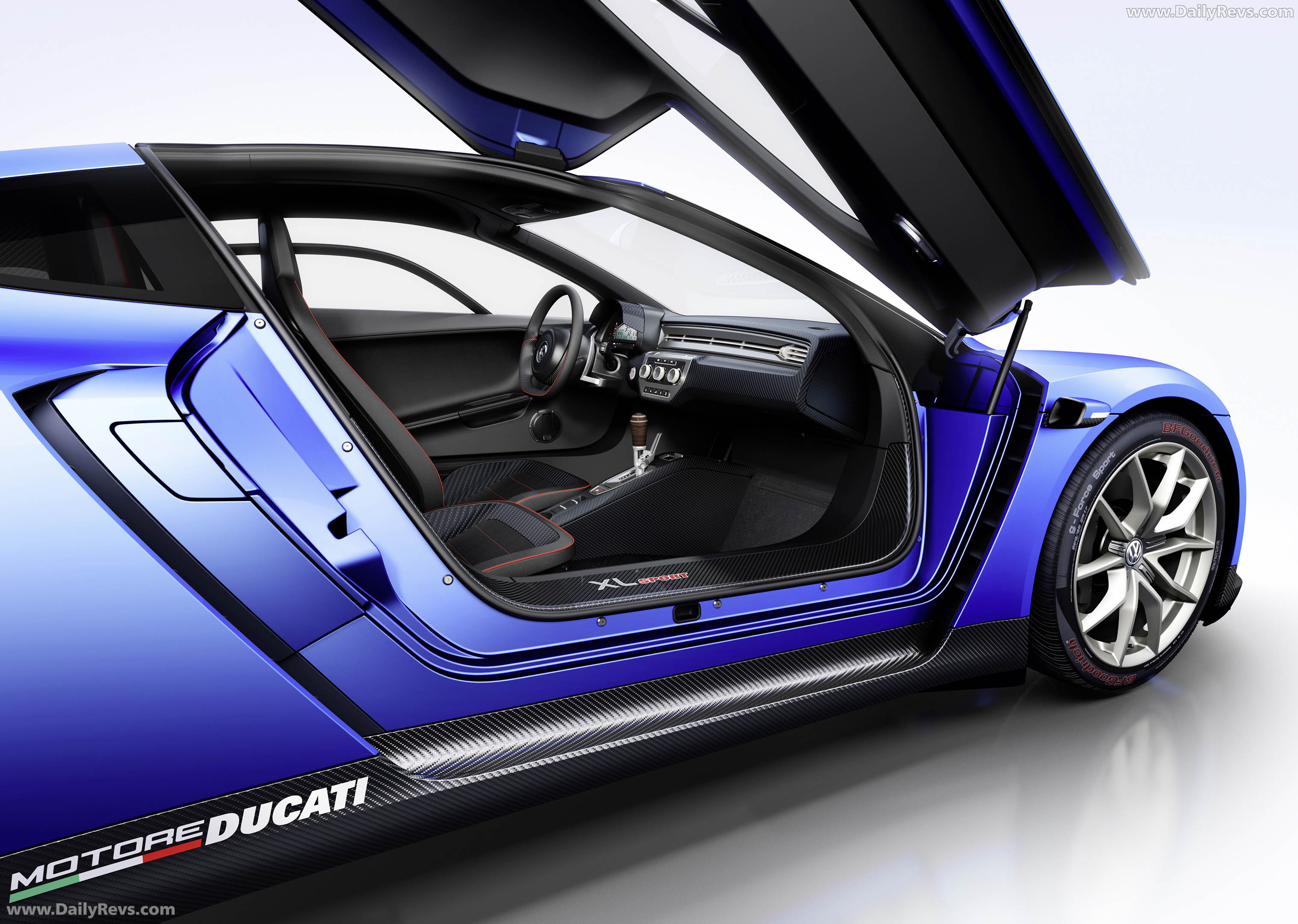 2014 Volkswagen XL Sport Concept Interior