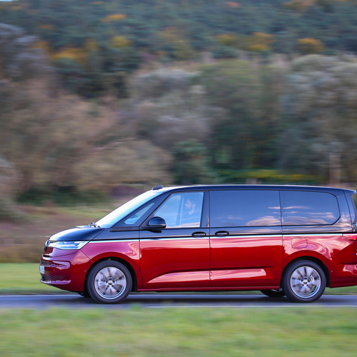 2025 Volkswagen Caravelle South African Version Side View