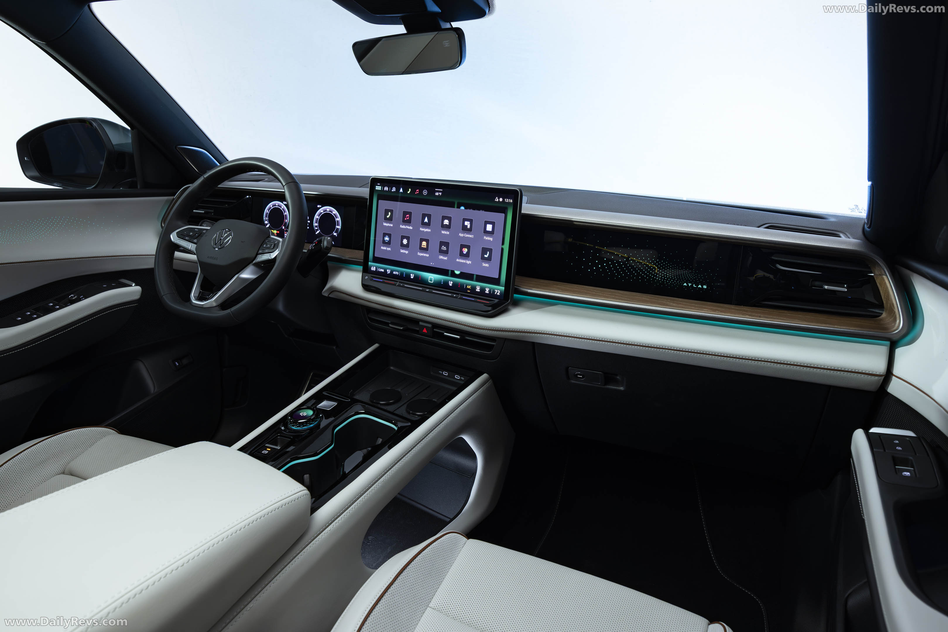 2027 Volkswagen Atlas R-Line Interior
