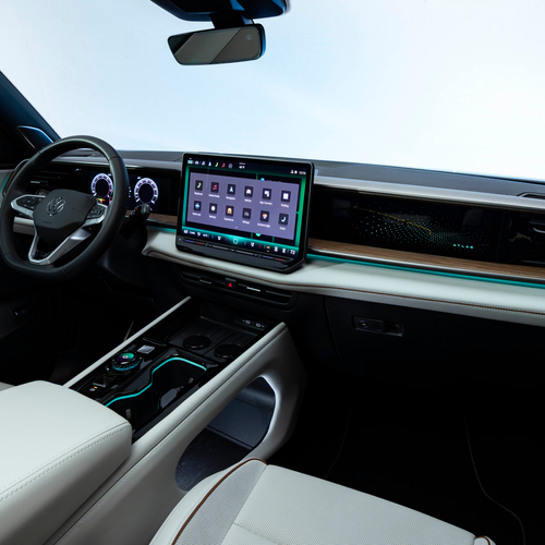 2027 Volkswagen Atlas R-Line Interior