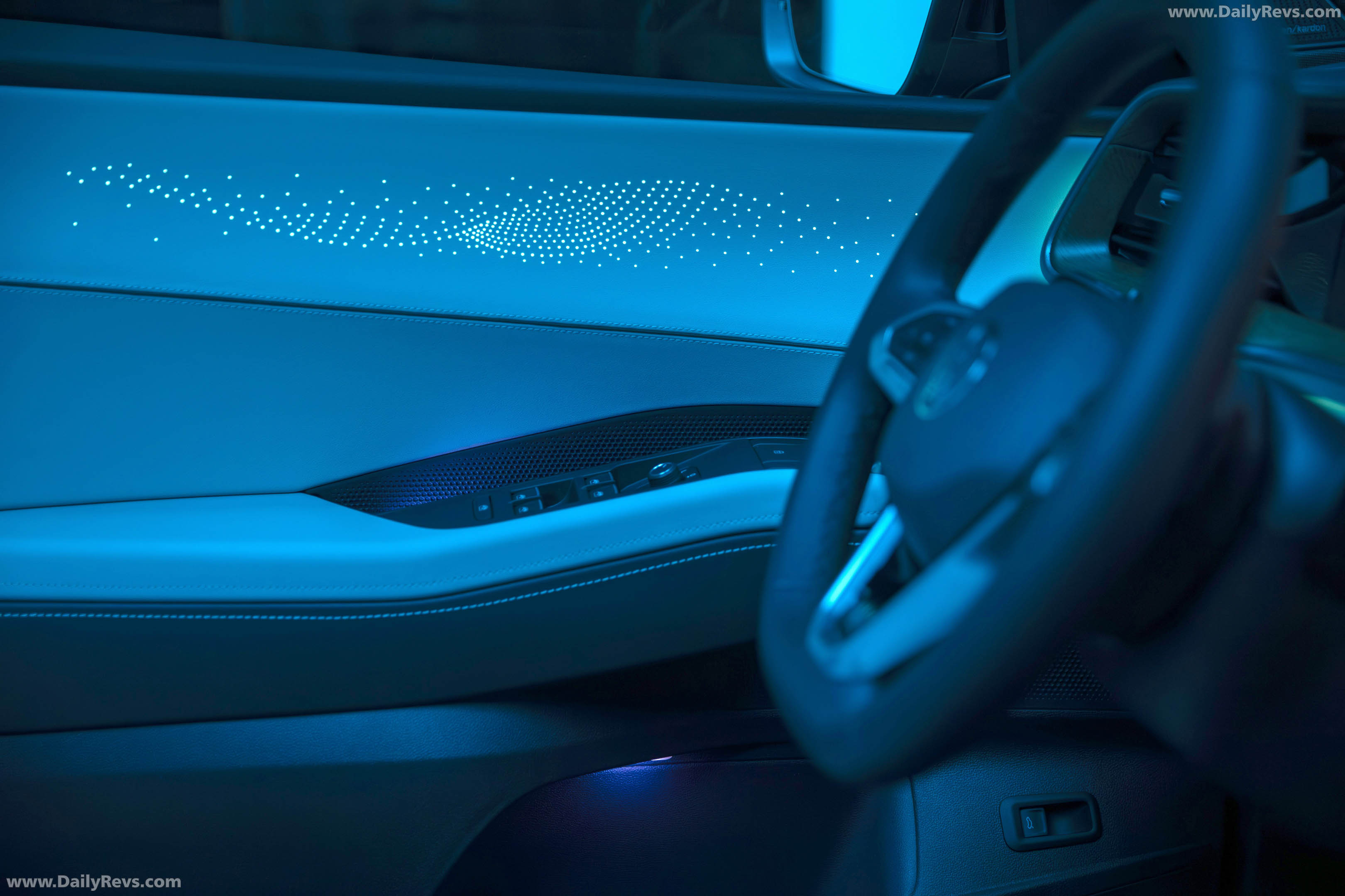 2027 Volkswagen Atlas R-Line Interior