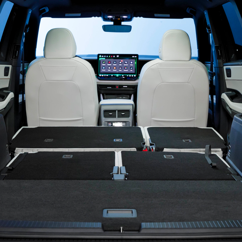 2027 Volkswagen Atlas R-Line Interior