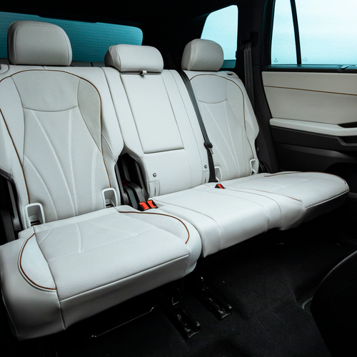 2027 Volkswagen Atlas R-Line Interior