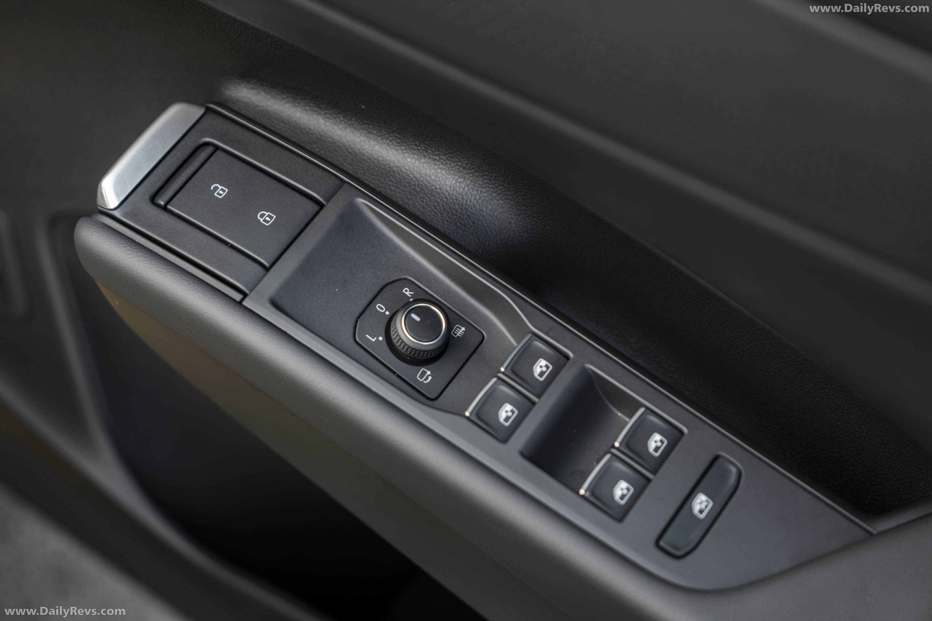 2026 Volkswagen T-Roc R-Line UK Version Interior