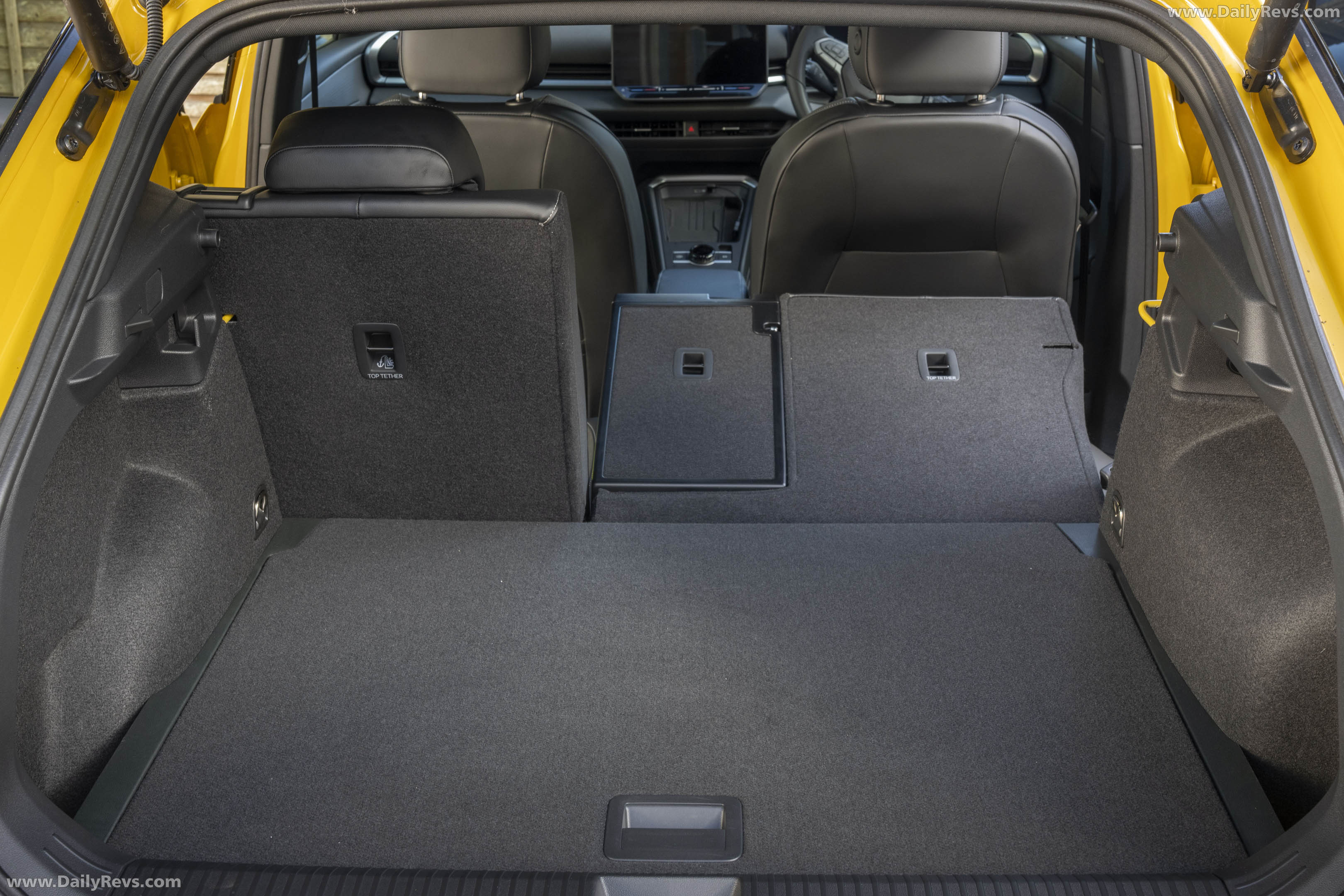 2026 Volkswagen T-Roc R-Line UK Version Interior