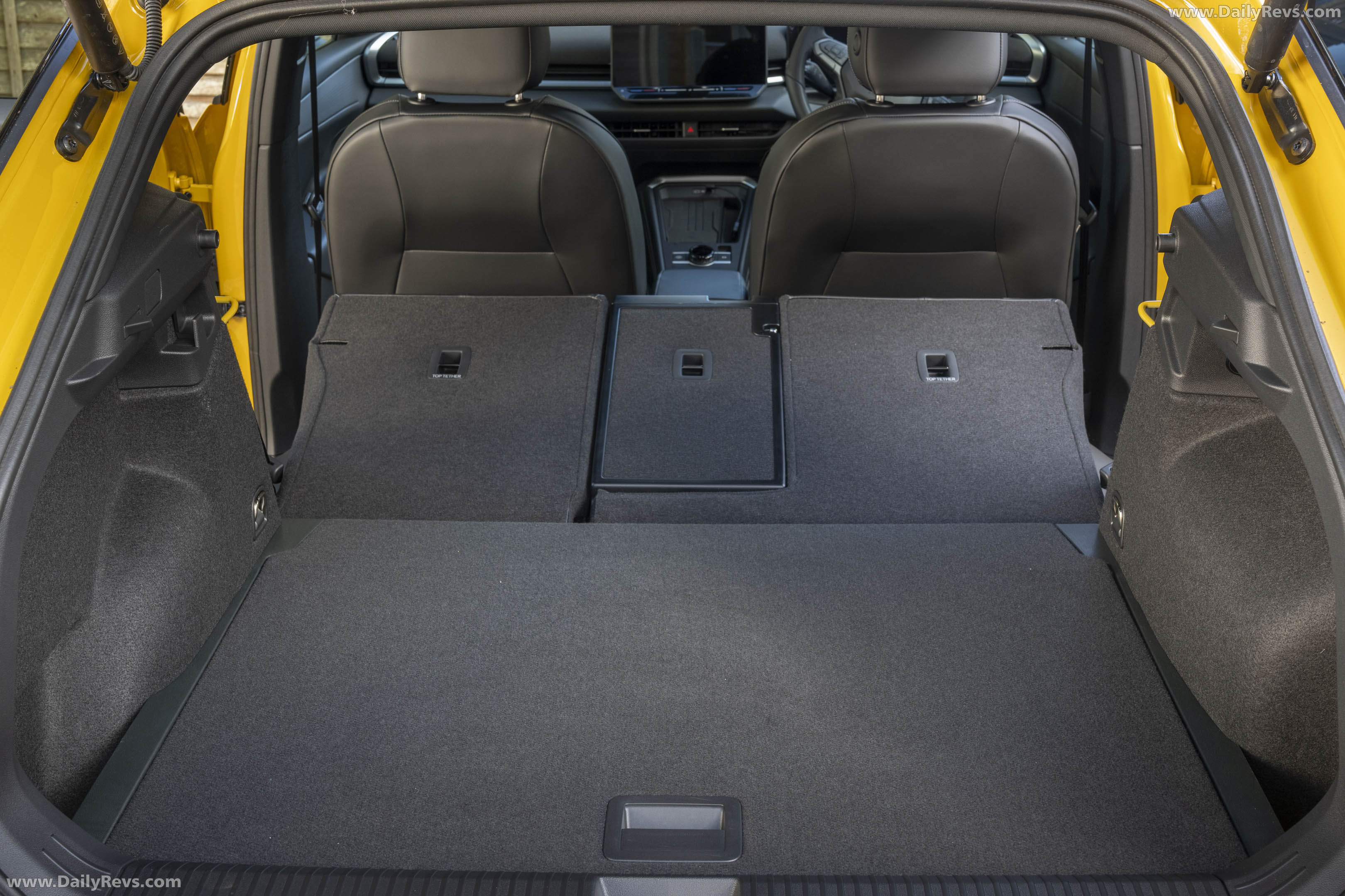 2026 Volkswagen T-Roc R-Line UK Version Interior