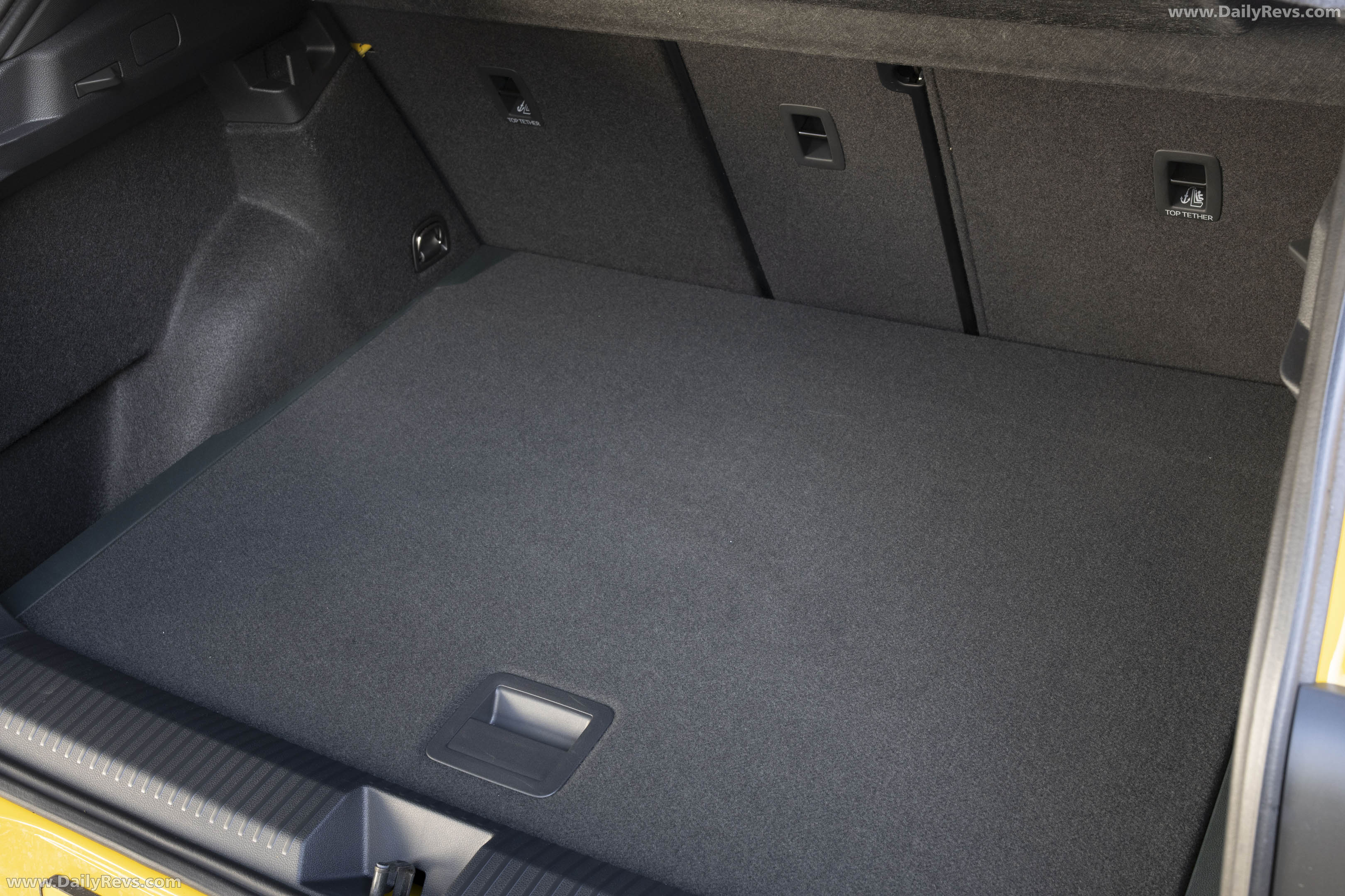 2026 Volkswagen T-Roc R-Line UK Version Interior