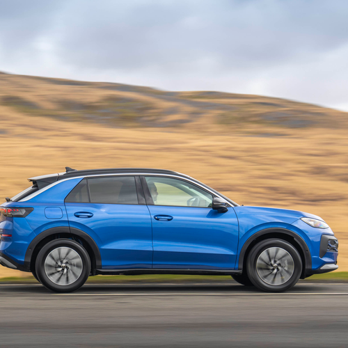 2026 Volkswagen T-Roc Life Side View