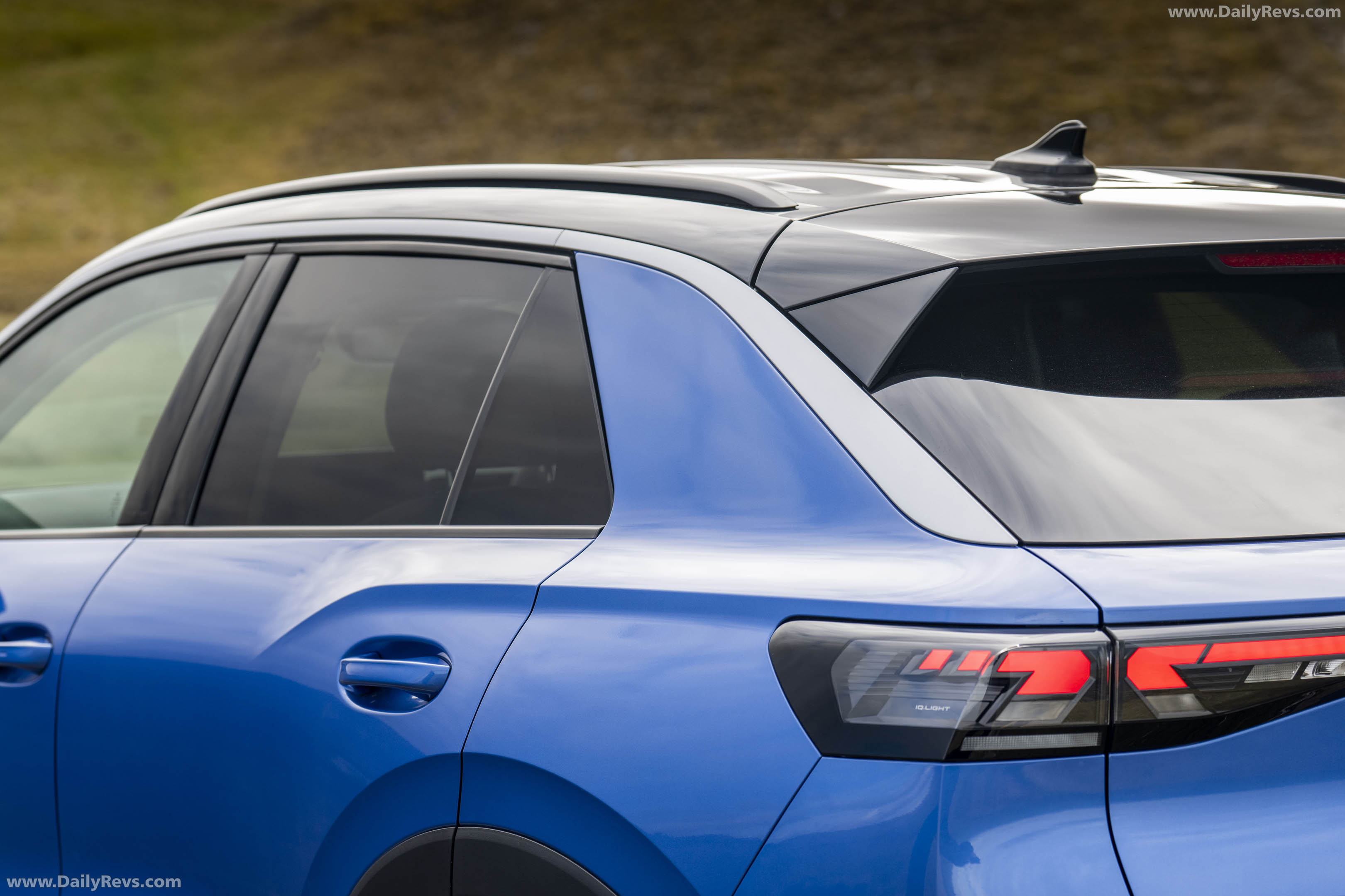 2026 Volkswagen T-Roc Life Exterior