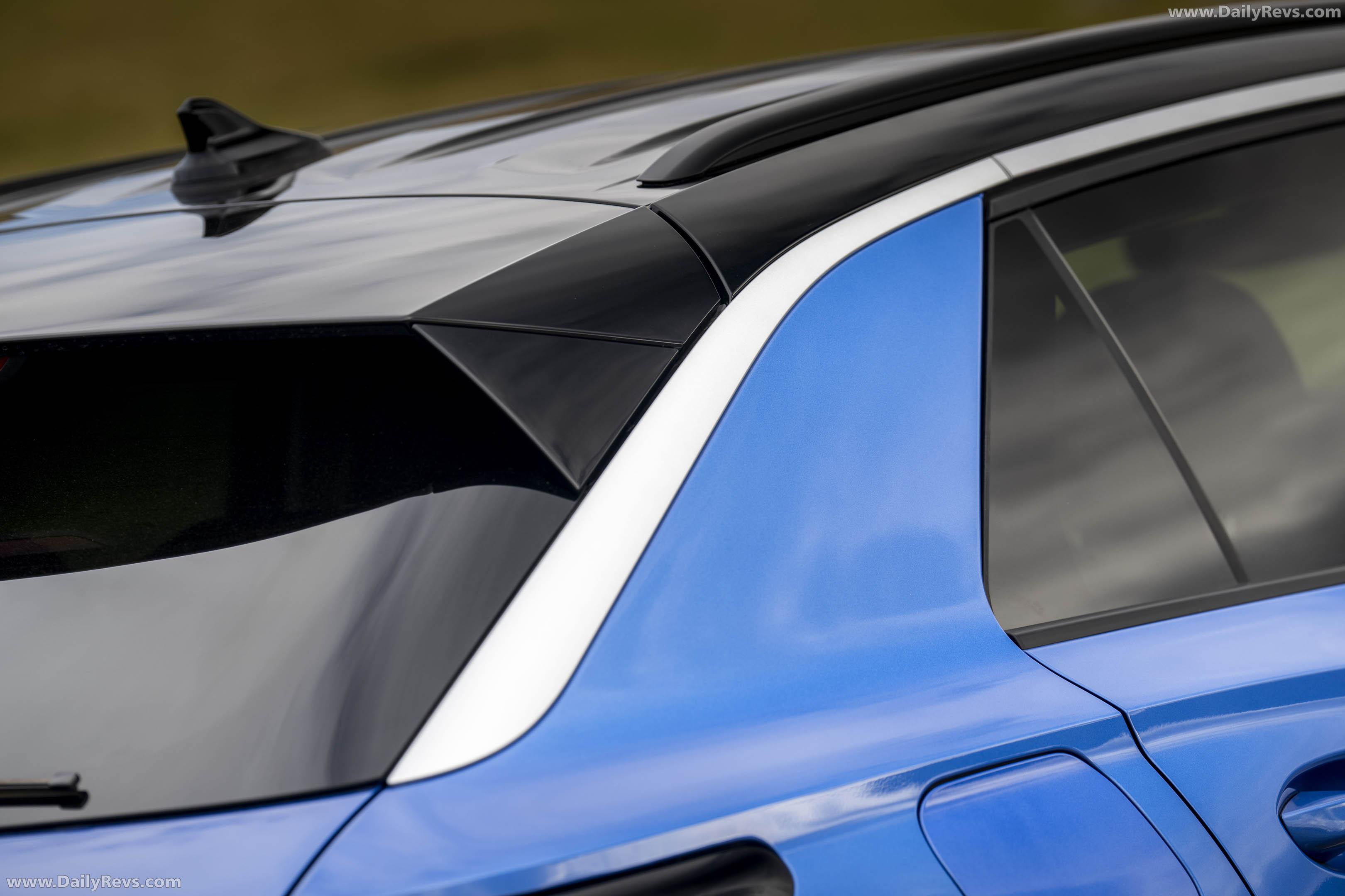 2026 Volkswagen T-Roc Life Exterior