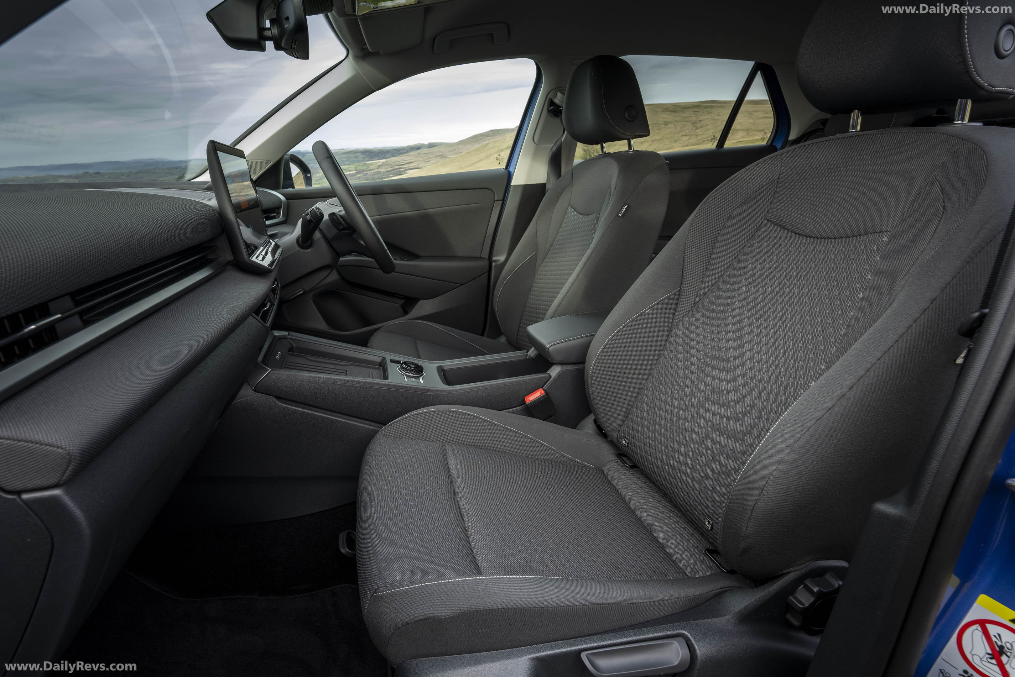 2026 Volkswagen T-Roc Life Interior