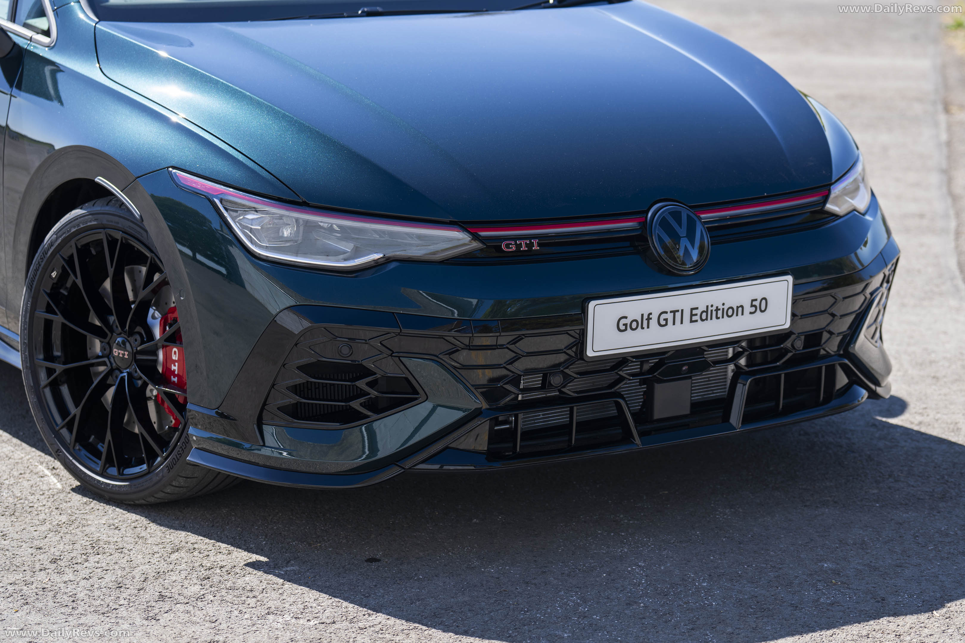 2026 Volkswagen Golf GTI EDITION 50 UK Version Exterior