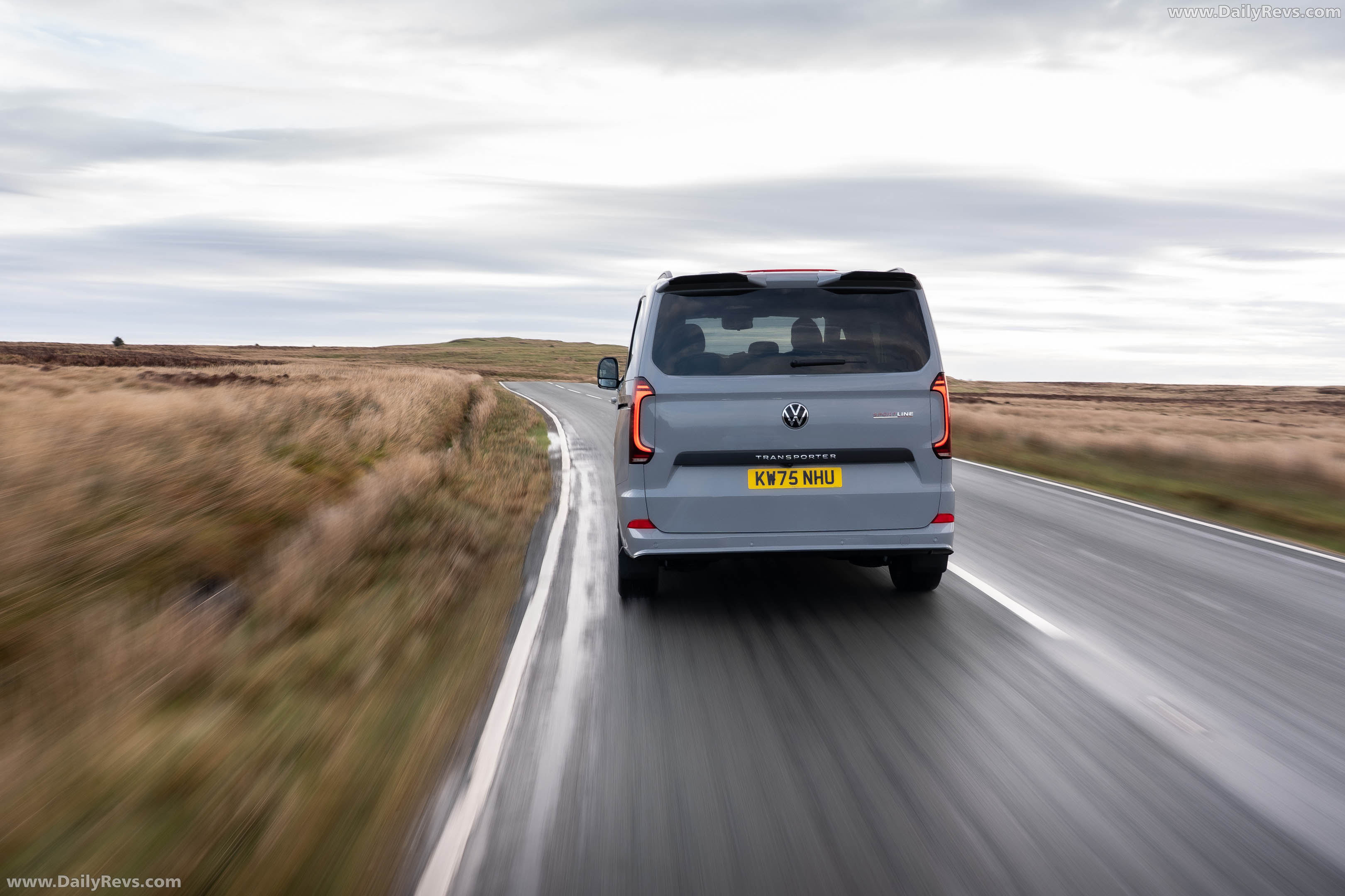 2026 Volkswagen Transporter Sportline UK Version Rear View