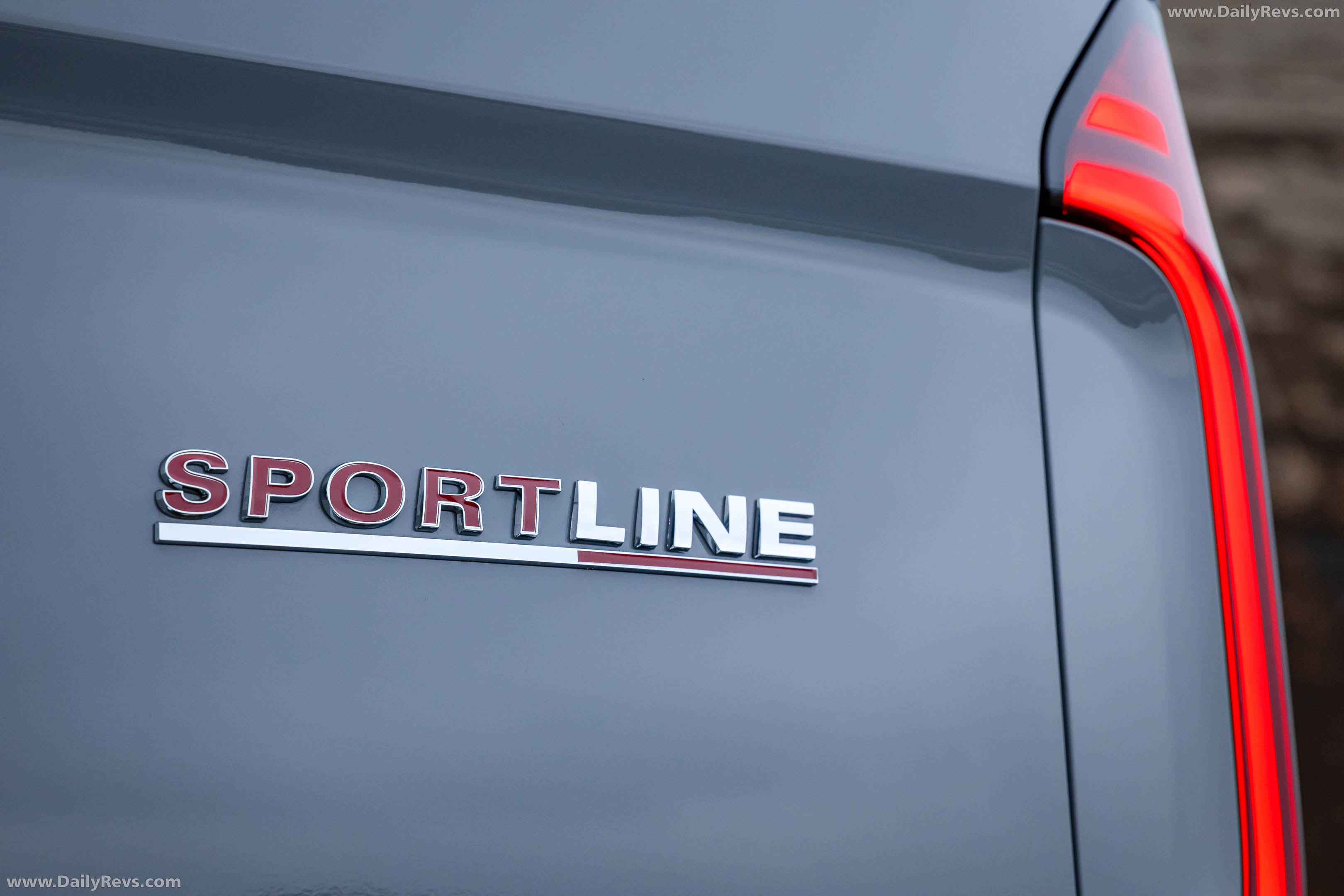 2026 Volkswagen Transporter Sportline UK Version Exterior