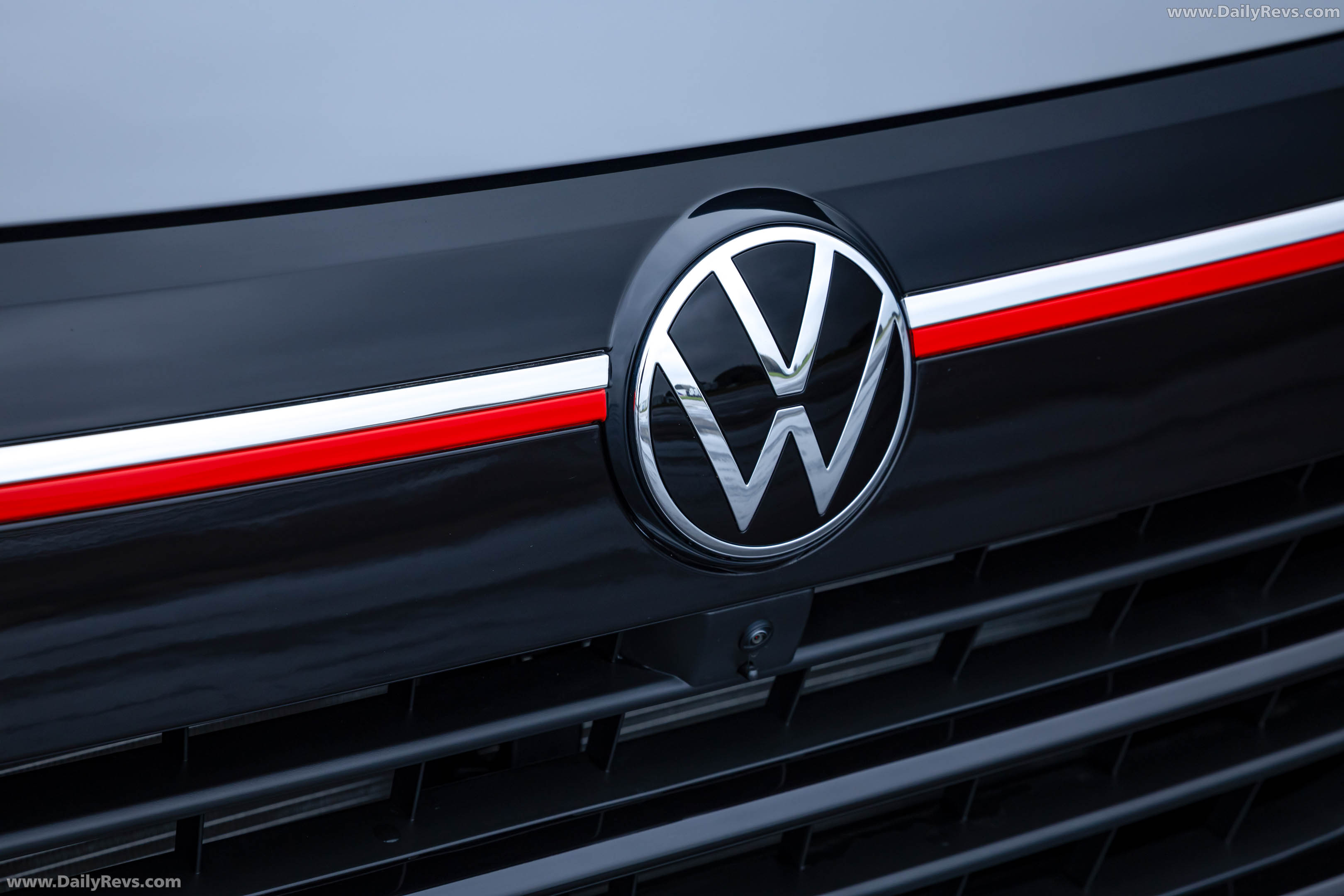 2026 Volkswagen Transporter Sportline UK Version Exterior