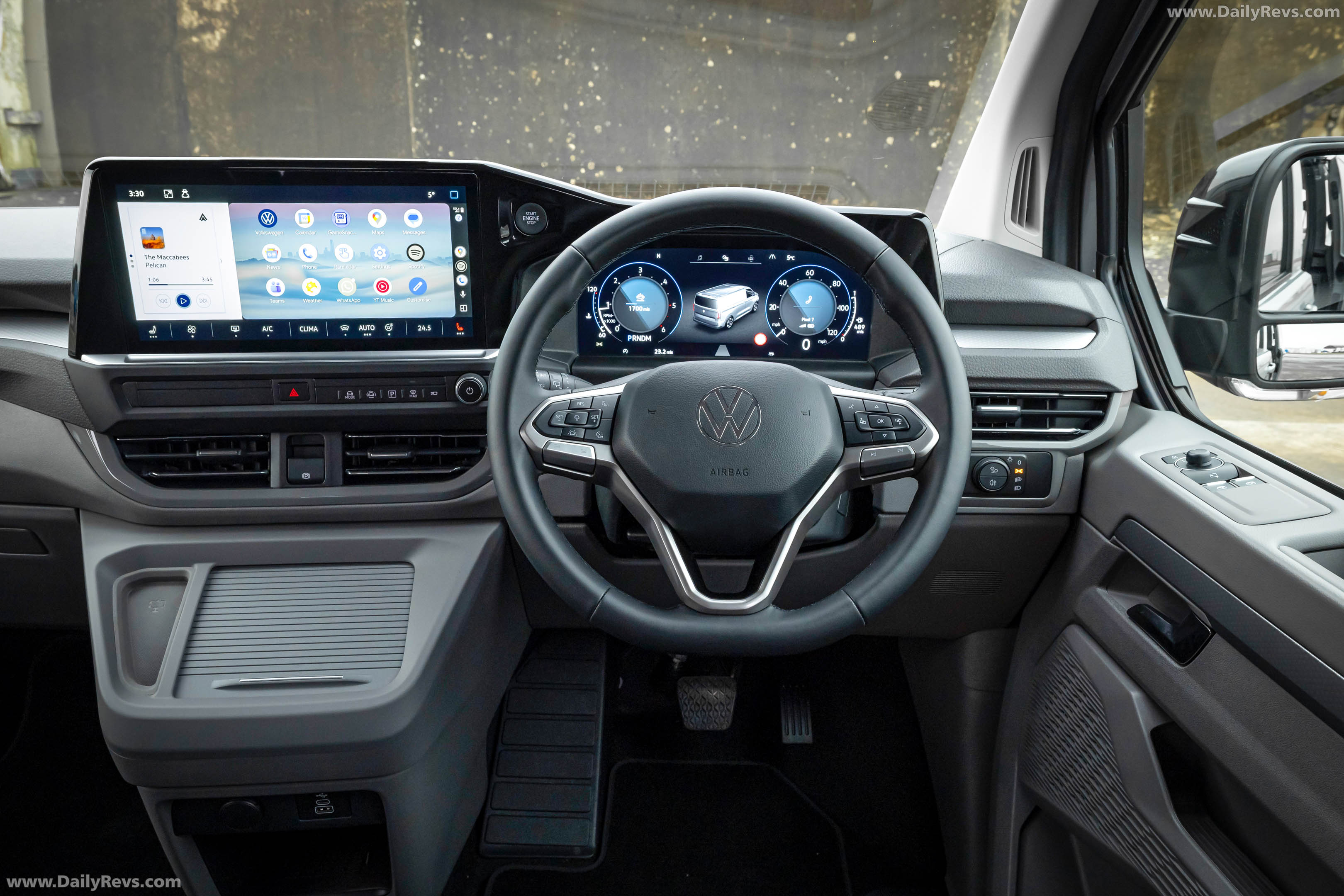 2026 Volkswagen Transporter Sportline UK Version Interior
