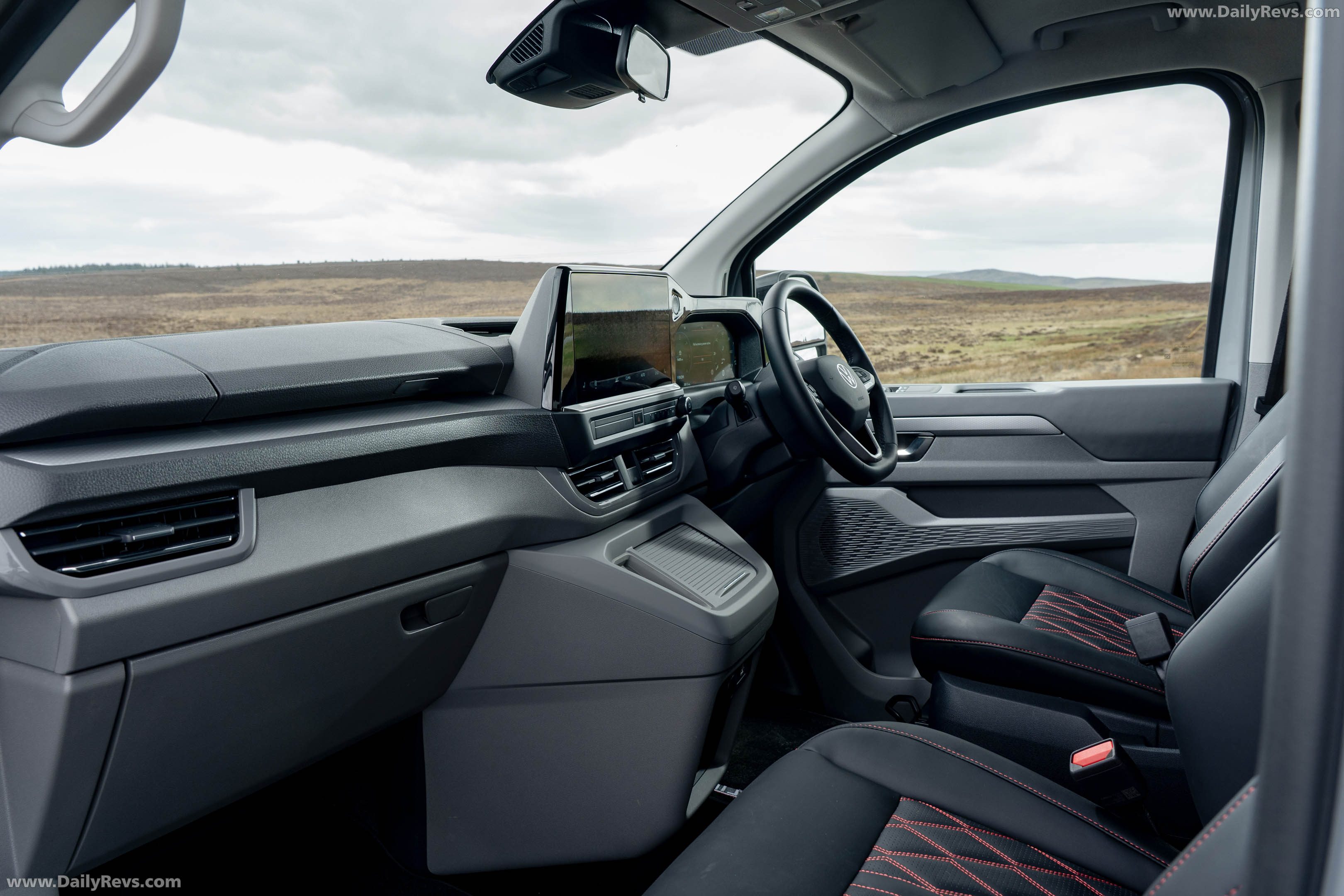 2026 Volkswagen Transporter Sportline UK Version Interior