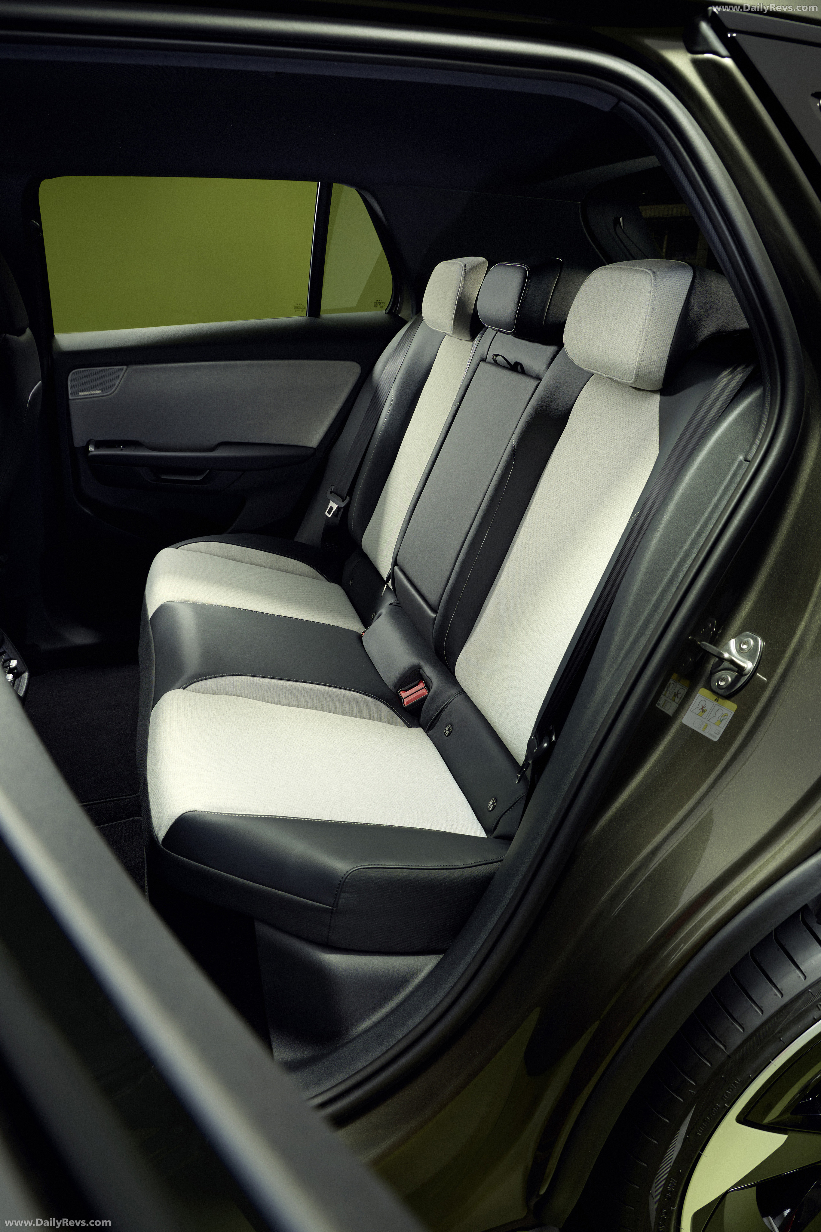 2027 Volkswagen ID. CROSS Interior