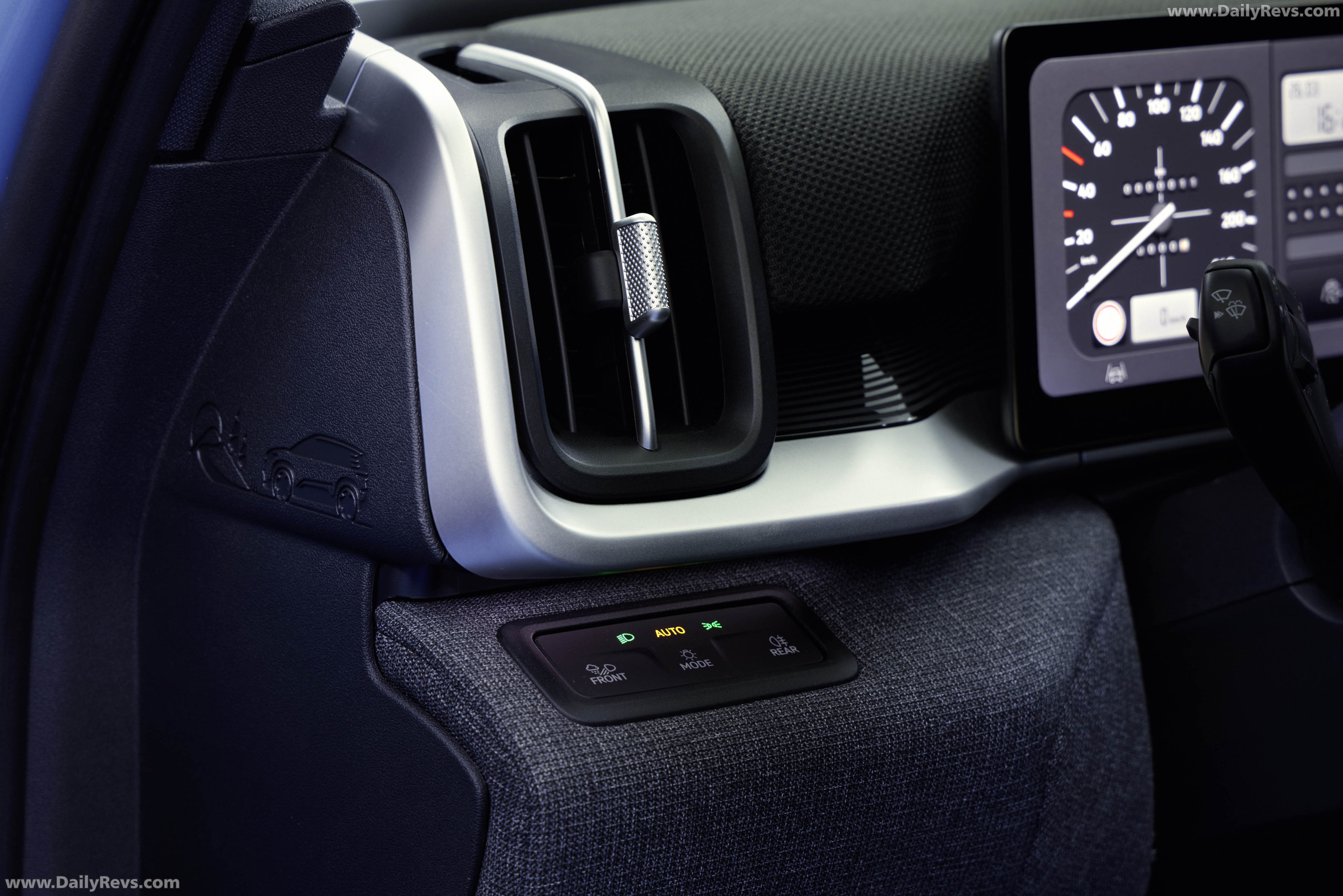 2027 Volkswagen ID. CROSS Clear Blue Interior
