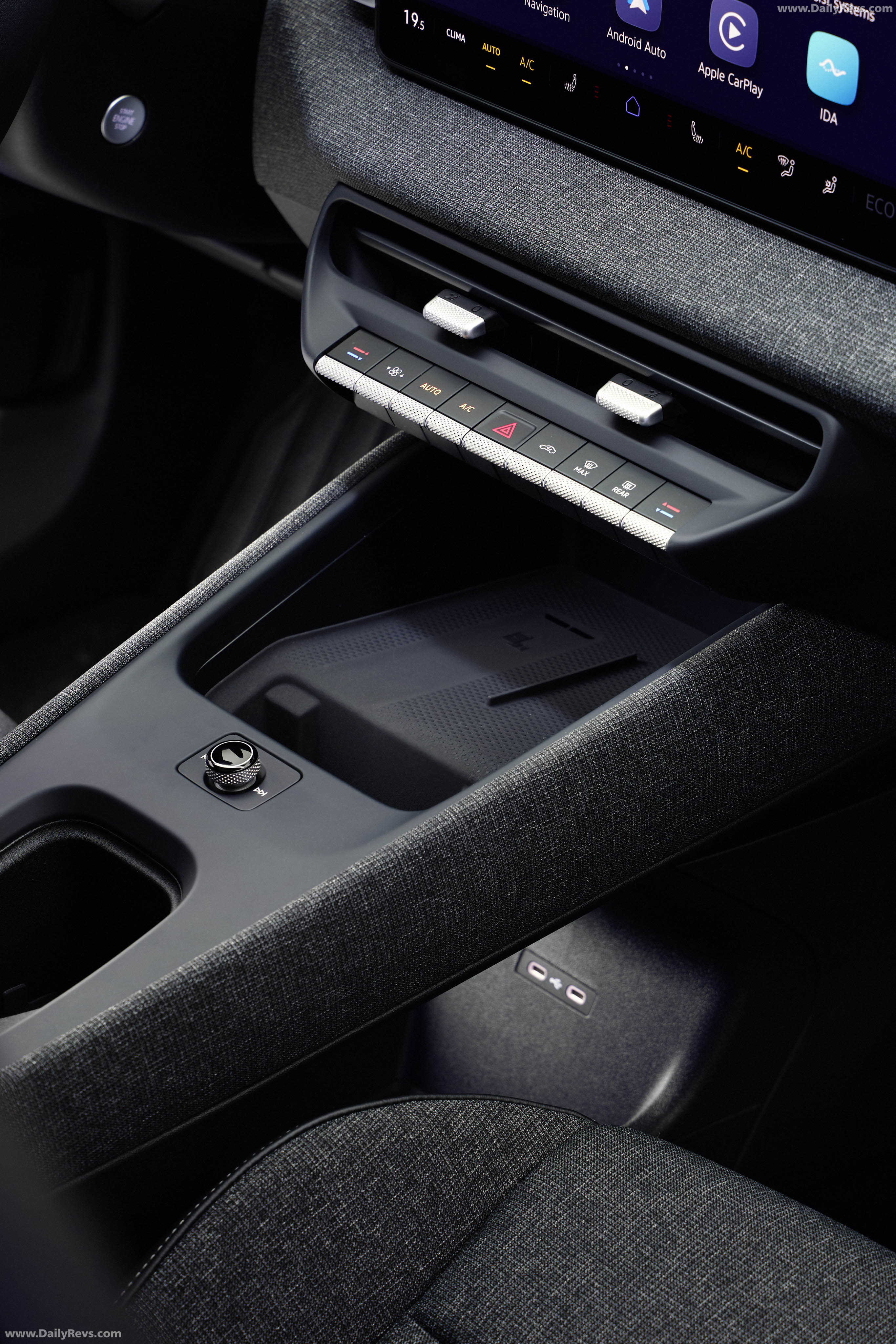 2027 Volkswagen ID. CROSS Clear Blue Interior