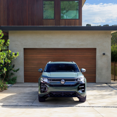 2027 Volkswagen Atlas Cross Sport Front View