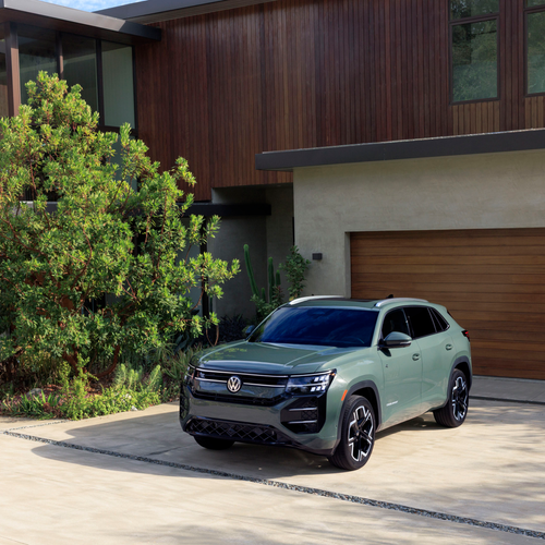2027 Volkswagen Atlas Cross Sport Front View