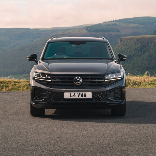 2026 Volkswagen Touareg Final Edition UK Version Front View
