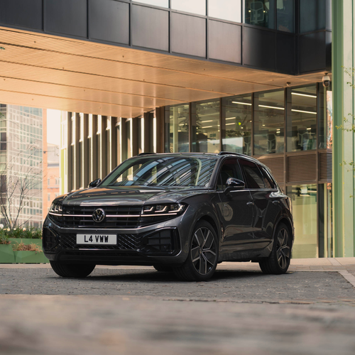 2026 Volkswagen Touareg Final Edition UK Version Front View