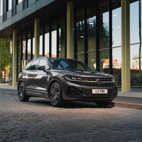 2026 Volkswagen Touareg Final Edition UK Version Front View