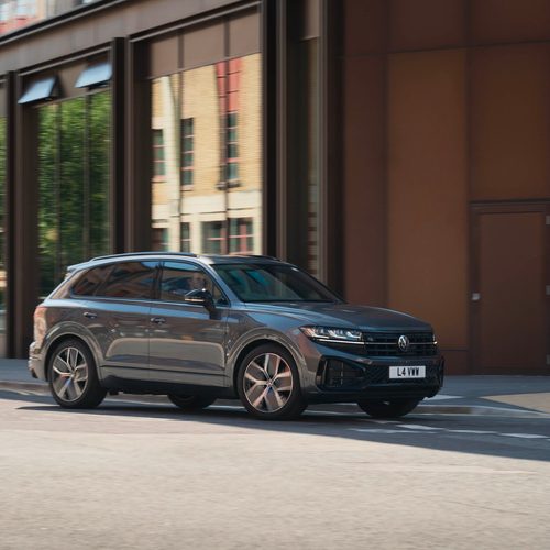 2026 Volkswagen Touareg Final Edition UK Version Front View