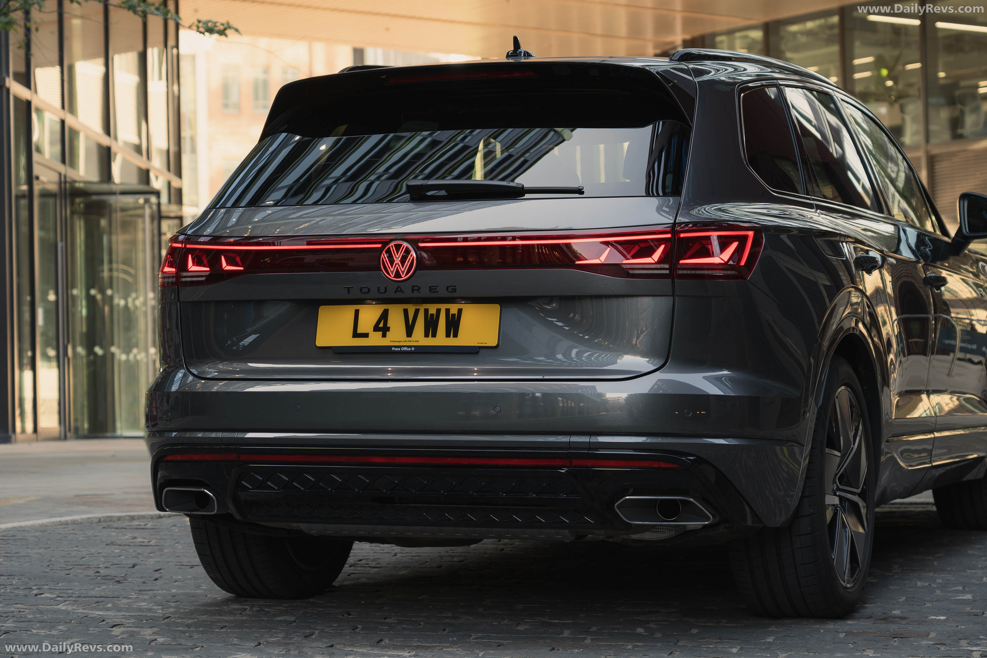 2026 Volkswagen Touareg Final Edition UK Version Exterior