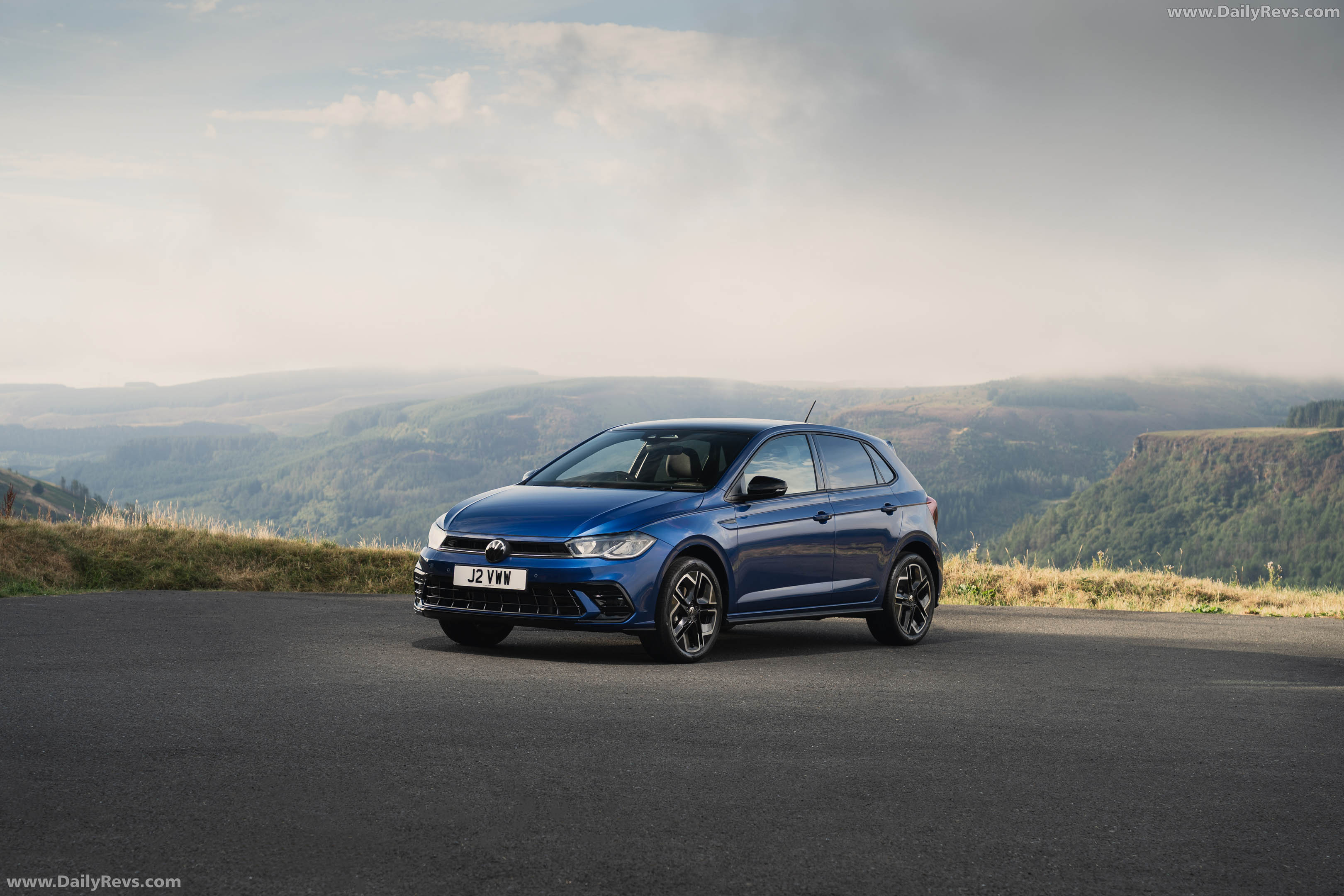 2026 Volkswagen Polo R-Line UK Version Front View
