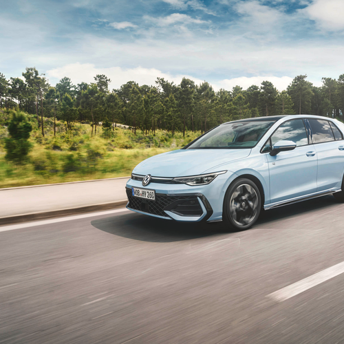 2026 Volkswagen Golf Hybrid Front View