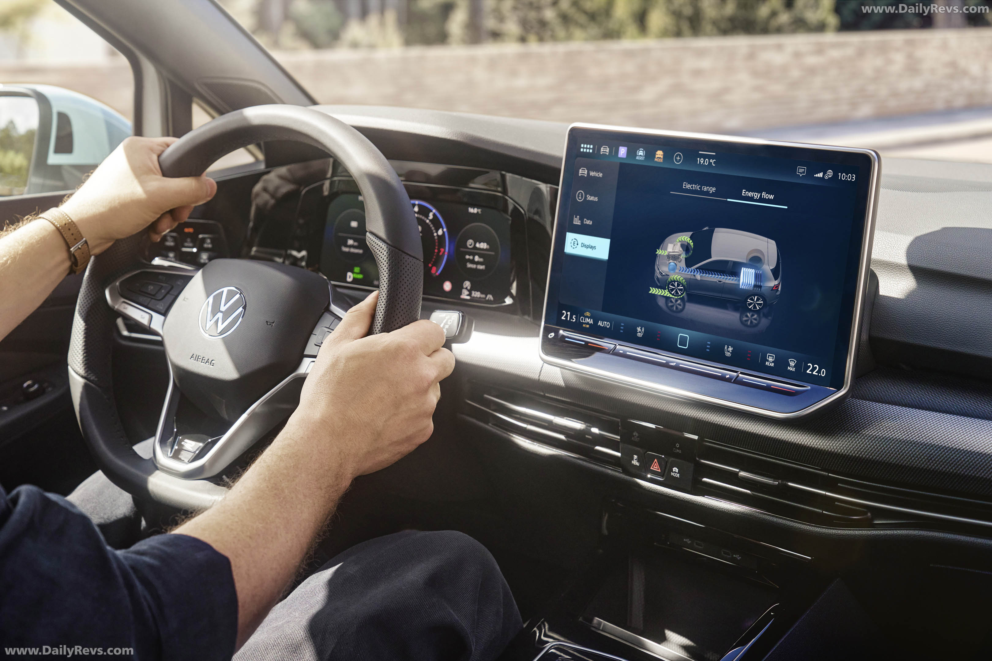 2026 Volkswagen Golf Hybrid Interior