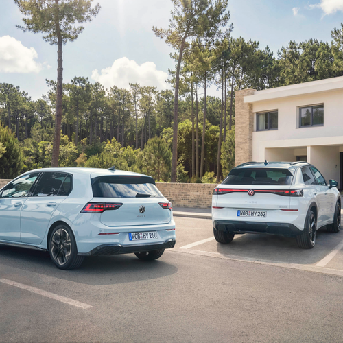 2026 Volkswagen T-Roc Hybrid Rear View