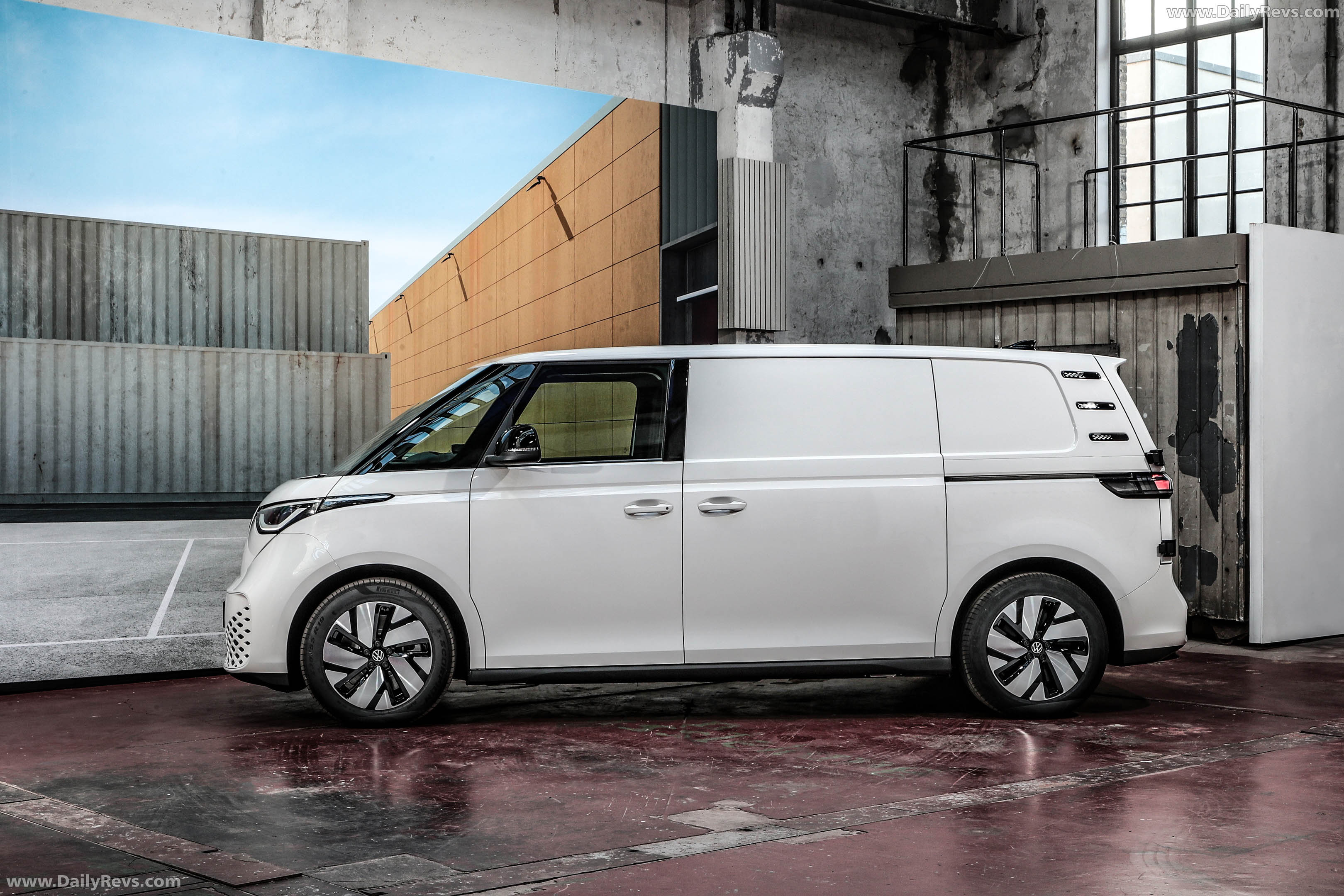 2026 Volkswagen ID. Buzz Cargo LWB Side View