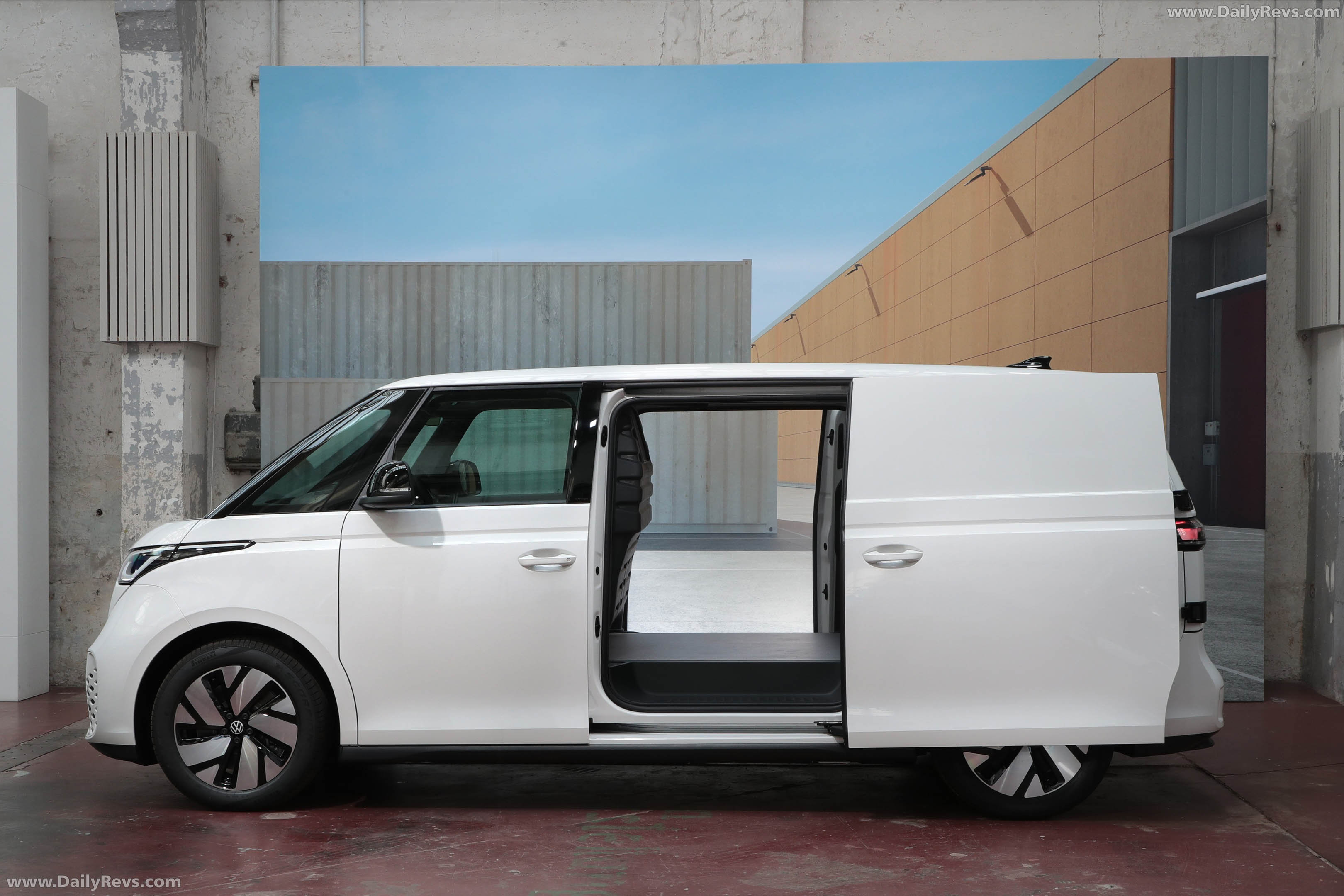 2026 Volkswagen ID. Buzz Cargo LWB Side View