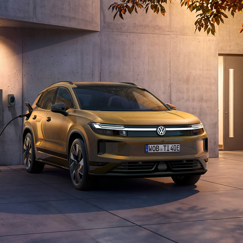 2027 Volkswagen ID. Tiguan Style Front View