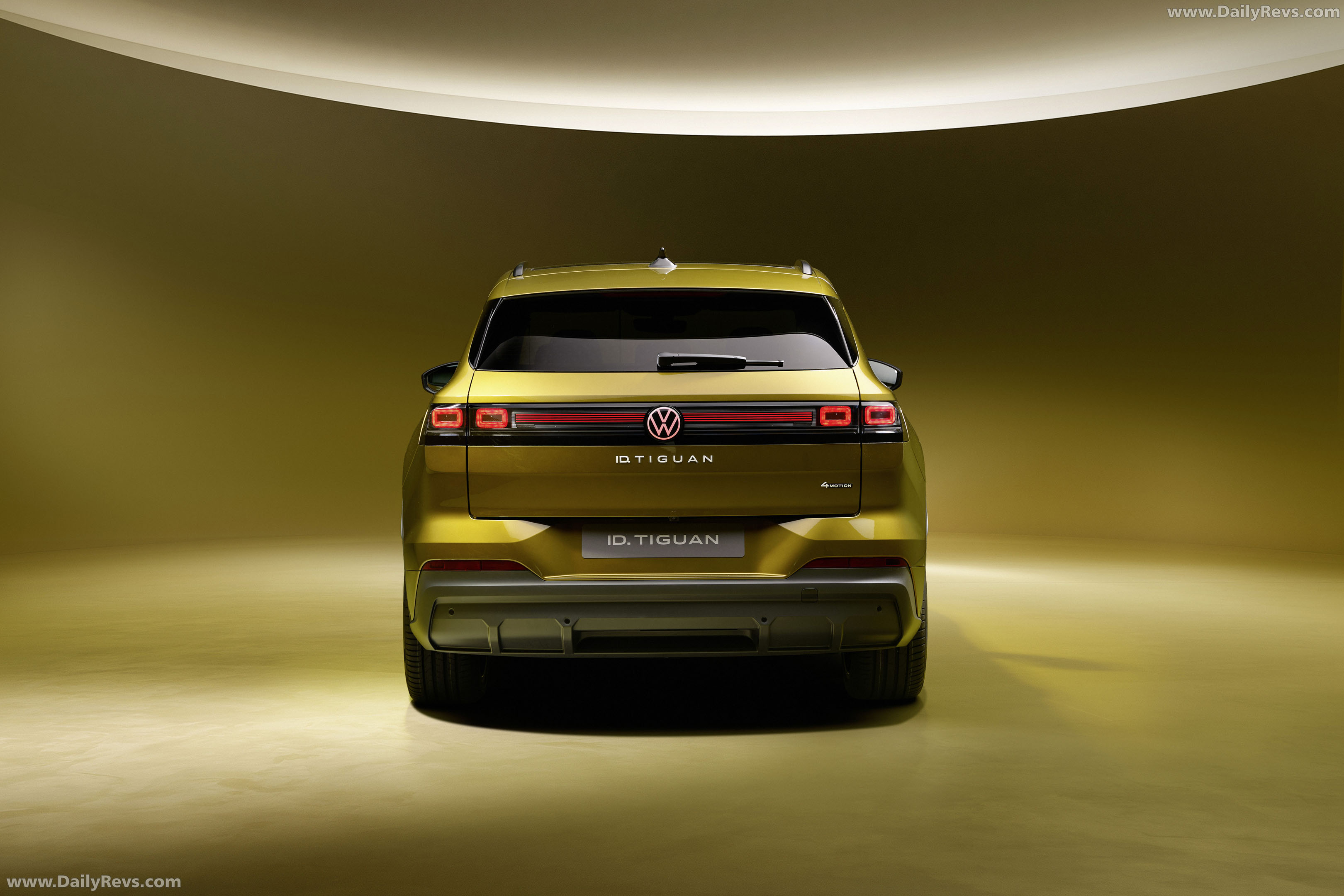 2027 Volkswagen ID. Tiguan Style Rear View