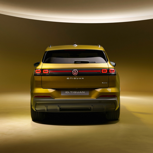 2027 Volkswagen ID. Tiguan Style Rear View